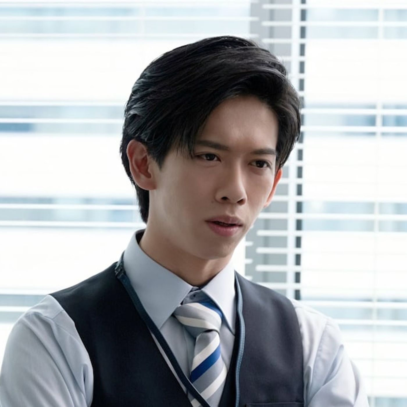 会議室で厳しい表情…船津稜雅出演「あざとかわいいワタシが優勝」第6話の清水課長は（動画あり / 写真33枚） - 音楽ナタリー episode artwork