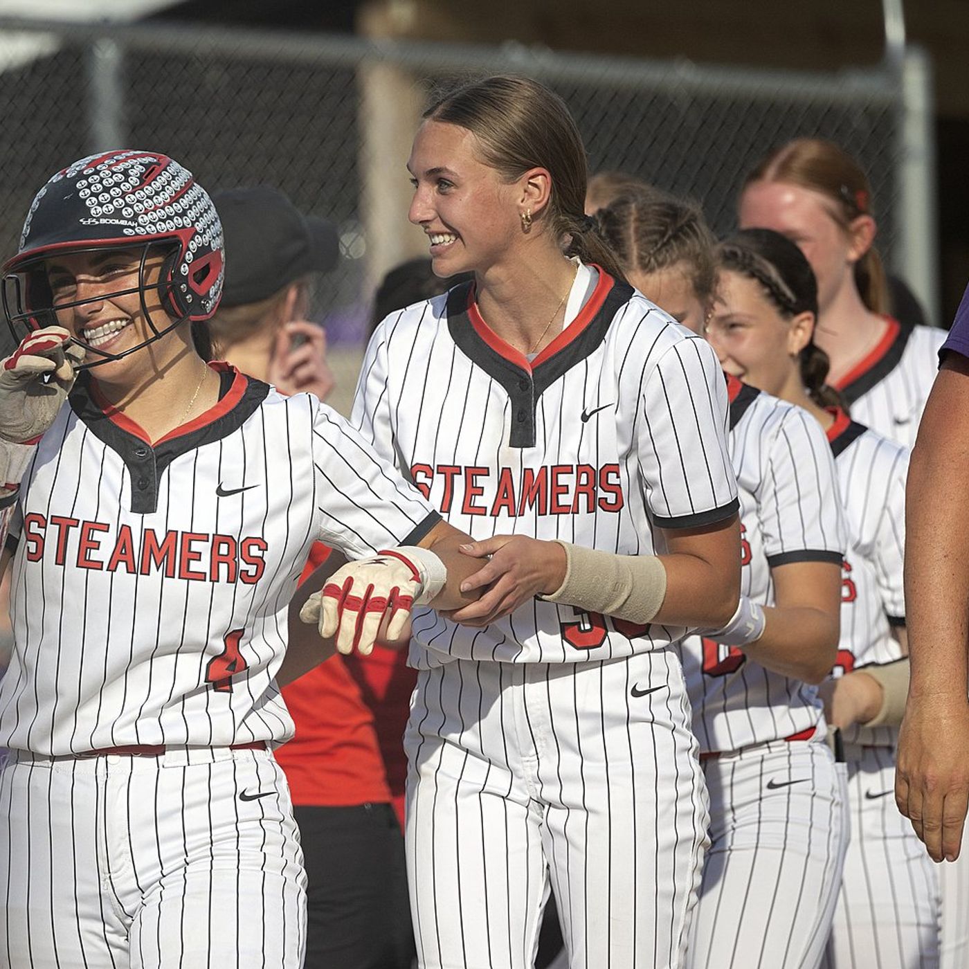 Zoe Kunau’s first career home run sends Fulton softball to sectional title game after walk-off blast episode artwork