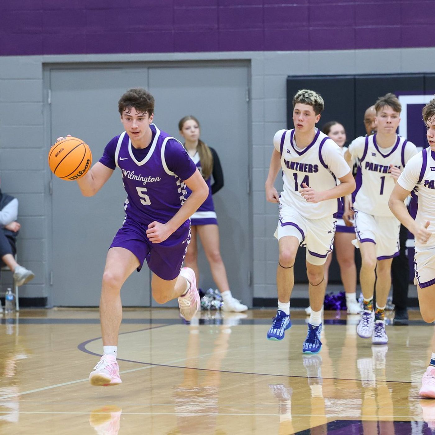 Wilmington puts the clamps on Manteno to stay in Illinois Central Eight hunt episode artwork