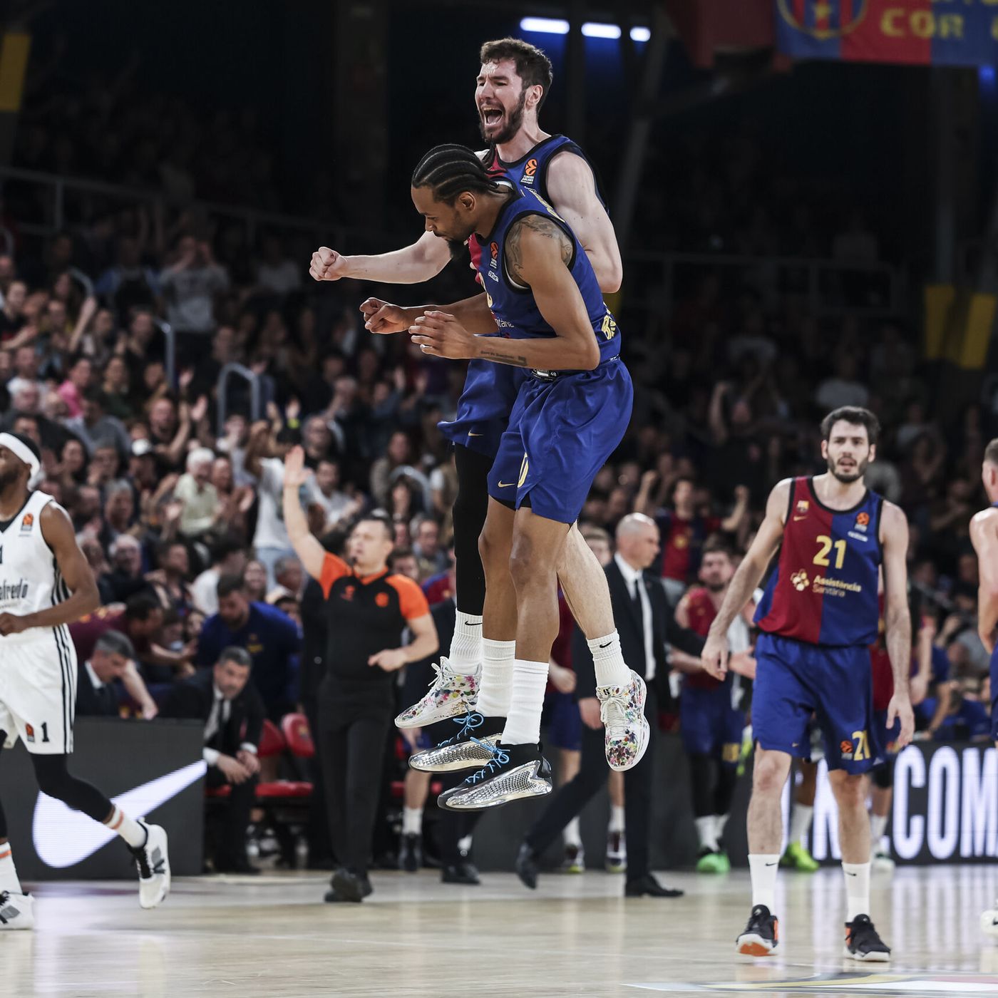 Tirando a Fallar: el Barça encuentra premio y el Madrid castigo en la Euroliga episode artwork