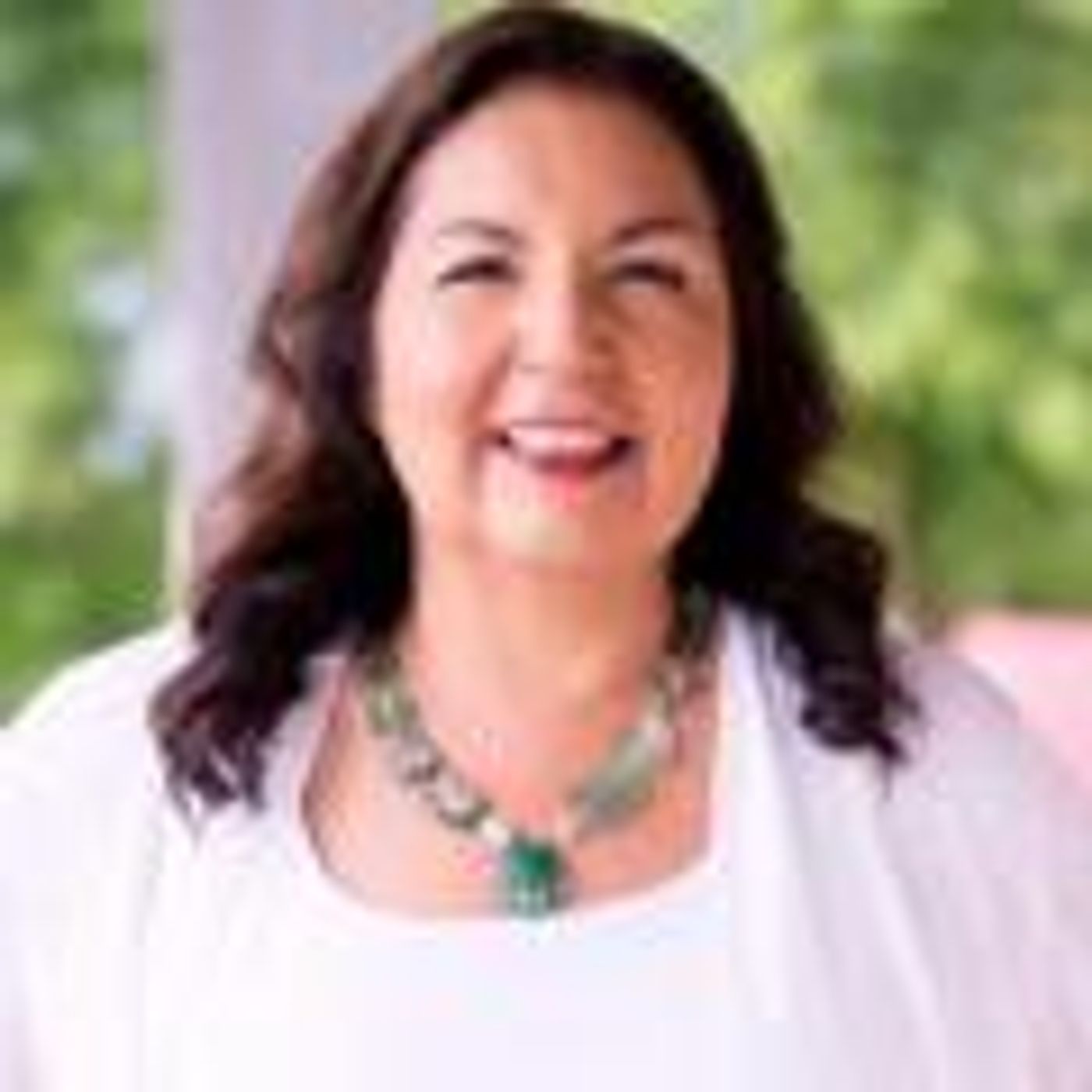 Vibrant Powerful Moms with Debbie Pokornik - Helping Everyday Women Create Extraordinary Lives!: Discover the Four Sacred Gifts for Creating thumbnail