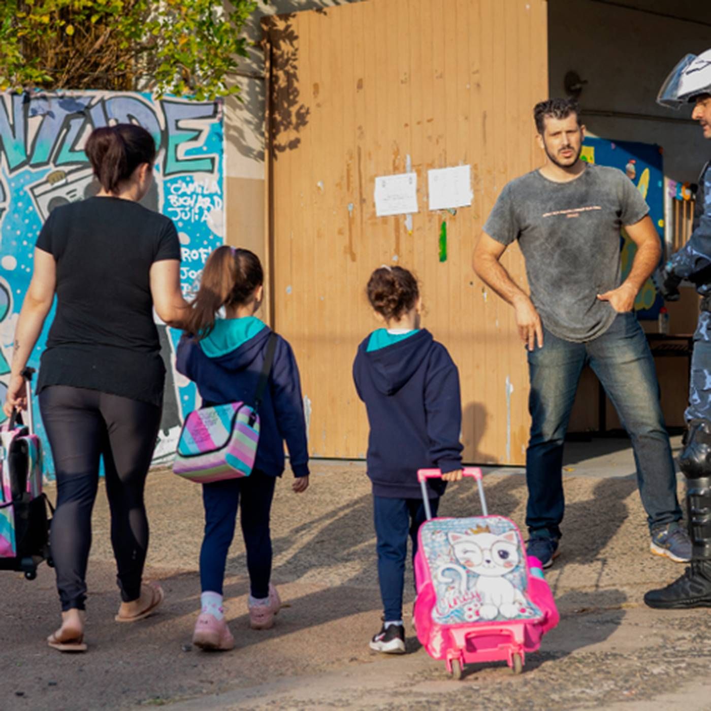 Proposta quer aumentar segurança nas escolas e rigor nas punições para homicídio e lesão corporal episode artwork