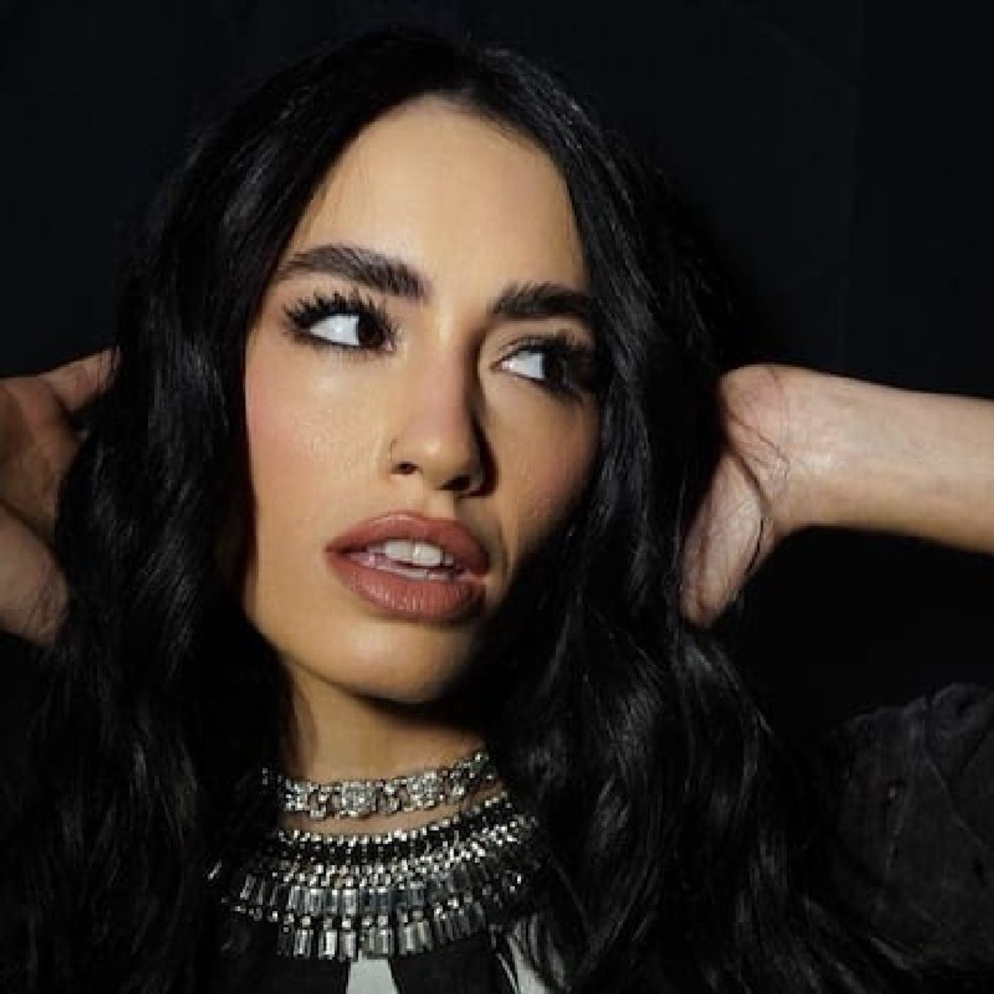 Cuestión De Actitud- Lali en Velez episode artwork