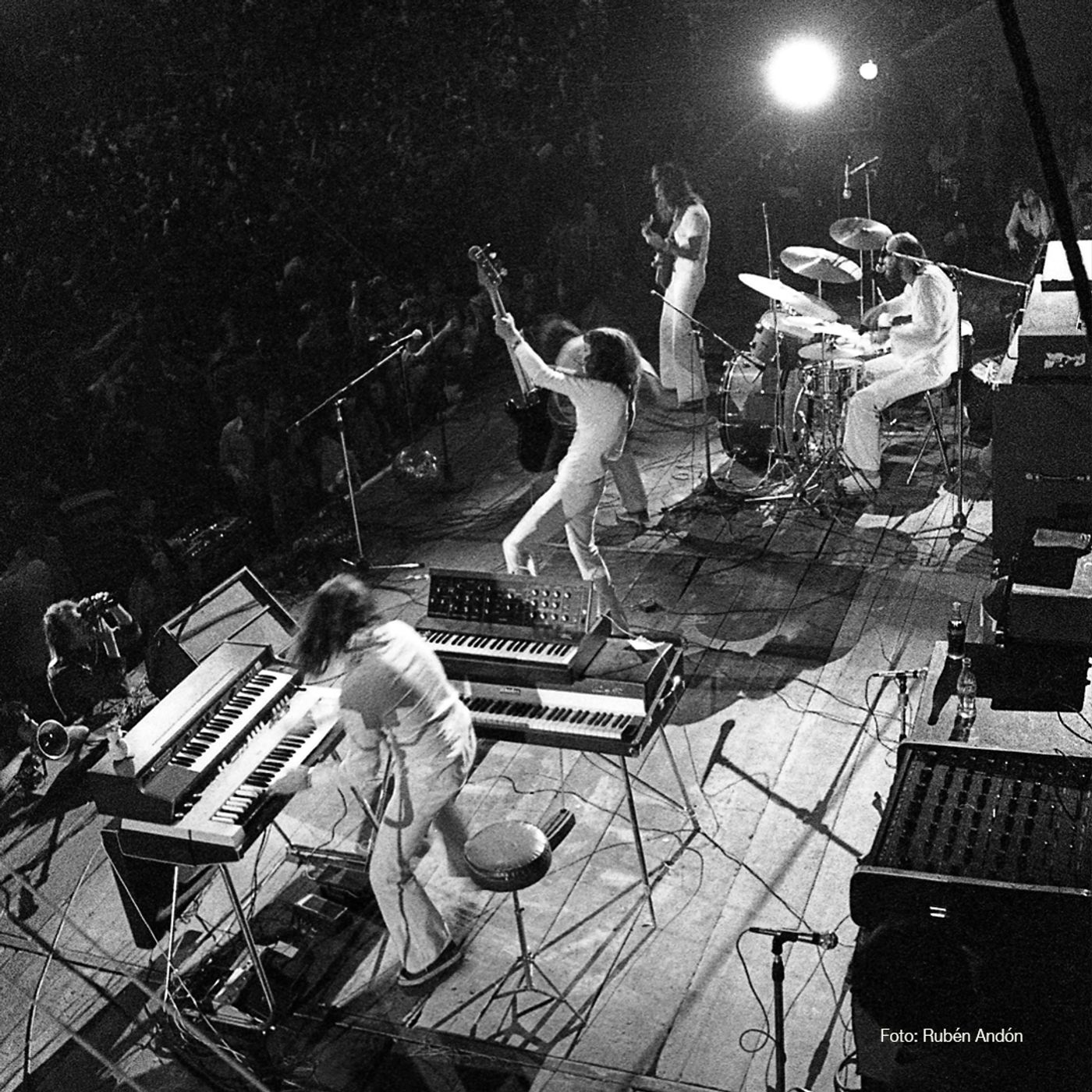 Los argentinos que llevaron el Progresivo a USA y la colaboración experimental de un ex Pink Floyd episode artwork