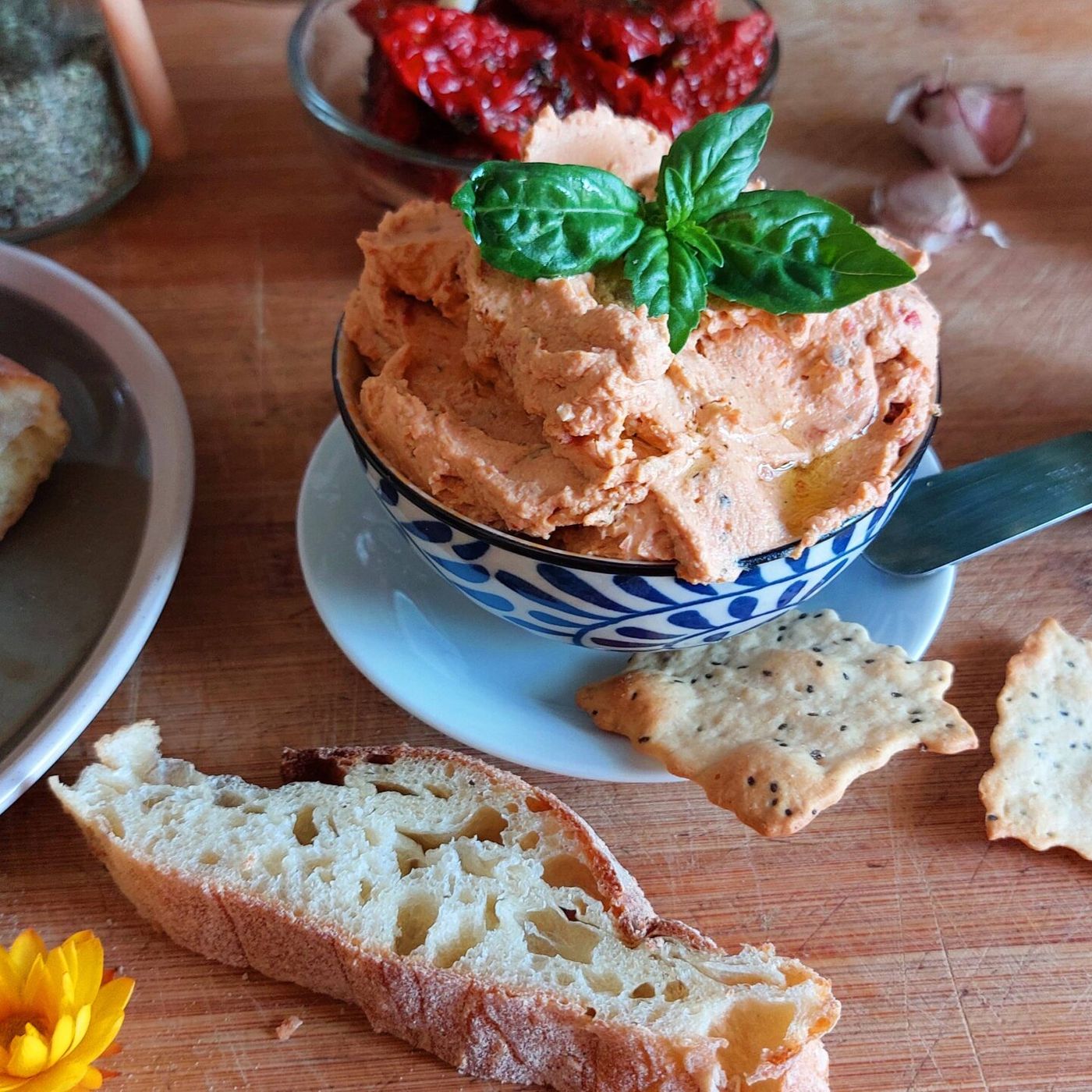 PATE' DI TOFU E POMODORINI SECCHI: LA RICETTA VEGANA FACILE E VELOCE episode artwork
