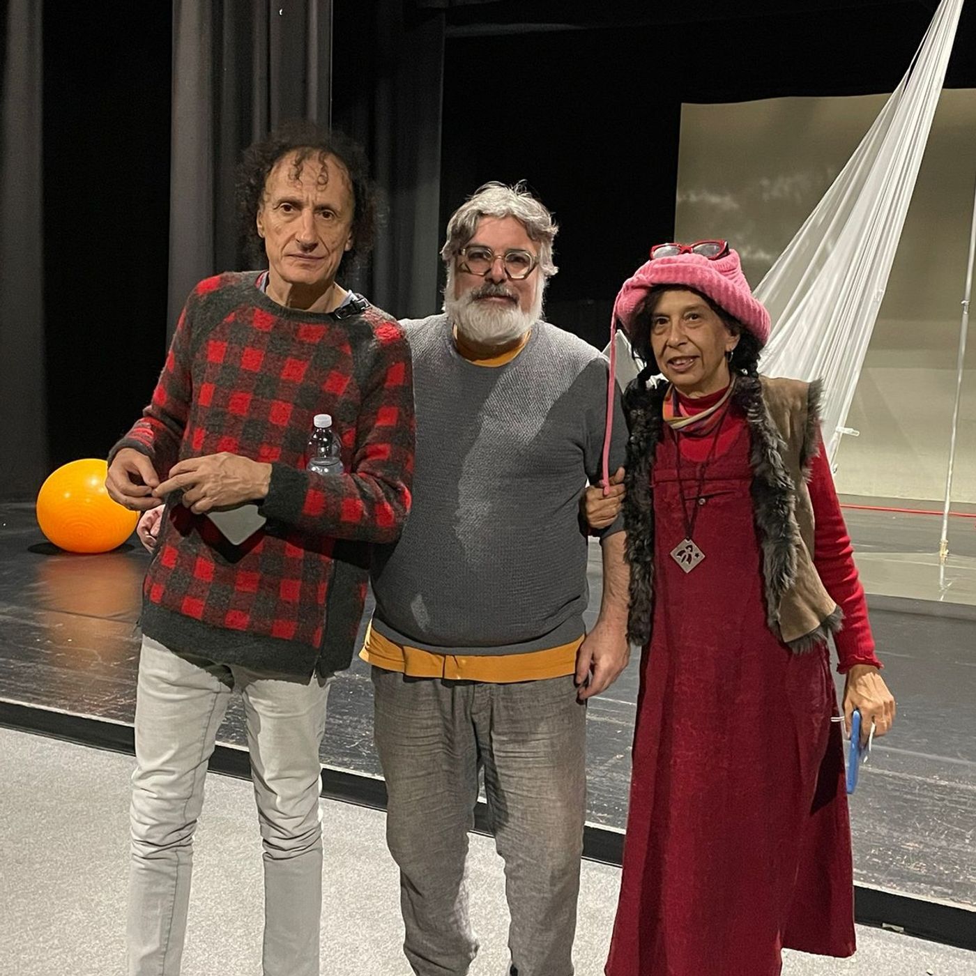 Tamburino di Natale: un trialogo con Flavia Mastrella e Antonio Rezza episode artwork