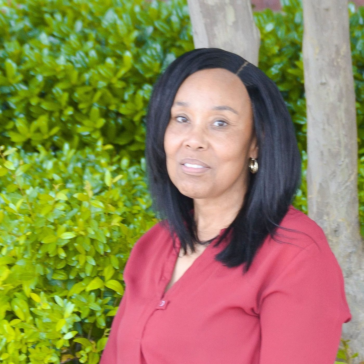Author Rhonda Wright talks about her new book “Knowing Jesus in the Broken Places: Wounds Healed By His Scars” episode artwork
