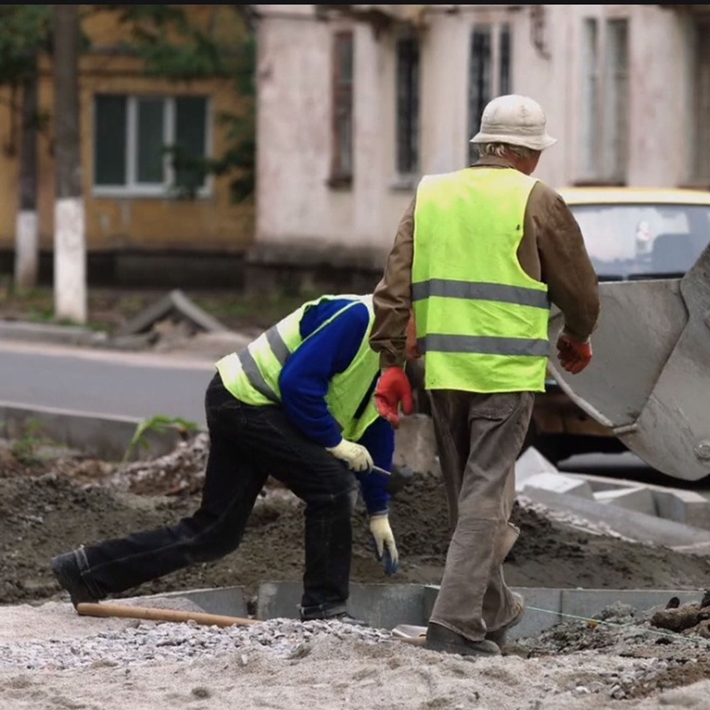 S47 E6: Is The Road Safety Law In Itself Debunking The Opinion That Multitasking Is A Myth