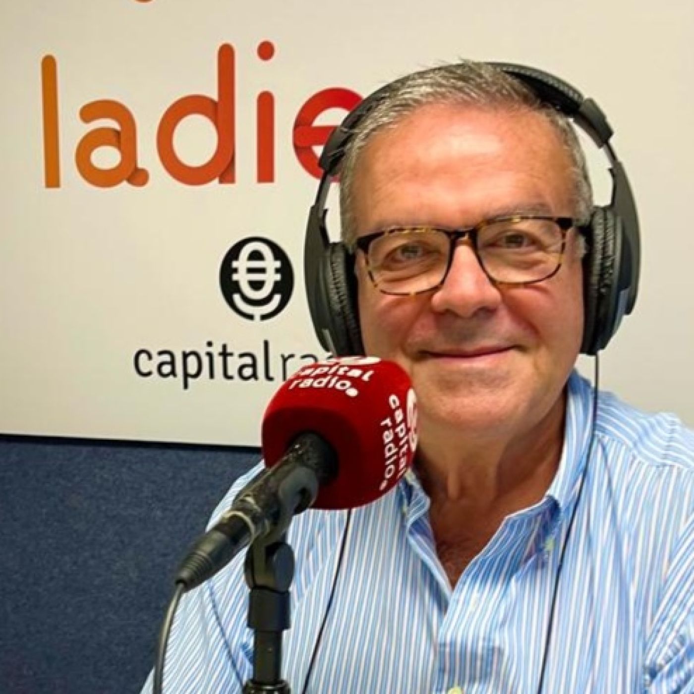 La Diez Capital Radio