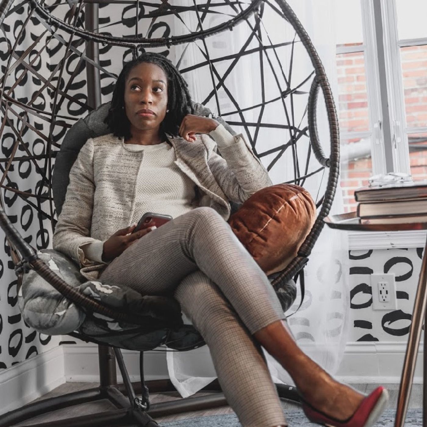 Episode 562: Janelle Lenora - The American Dream is a Scam | PoPolitickin episode artwork