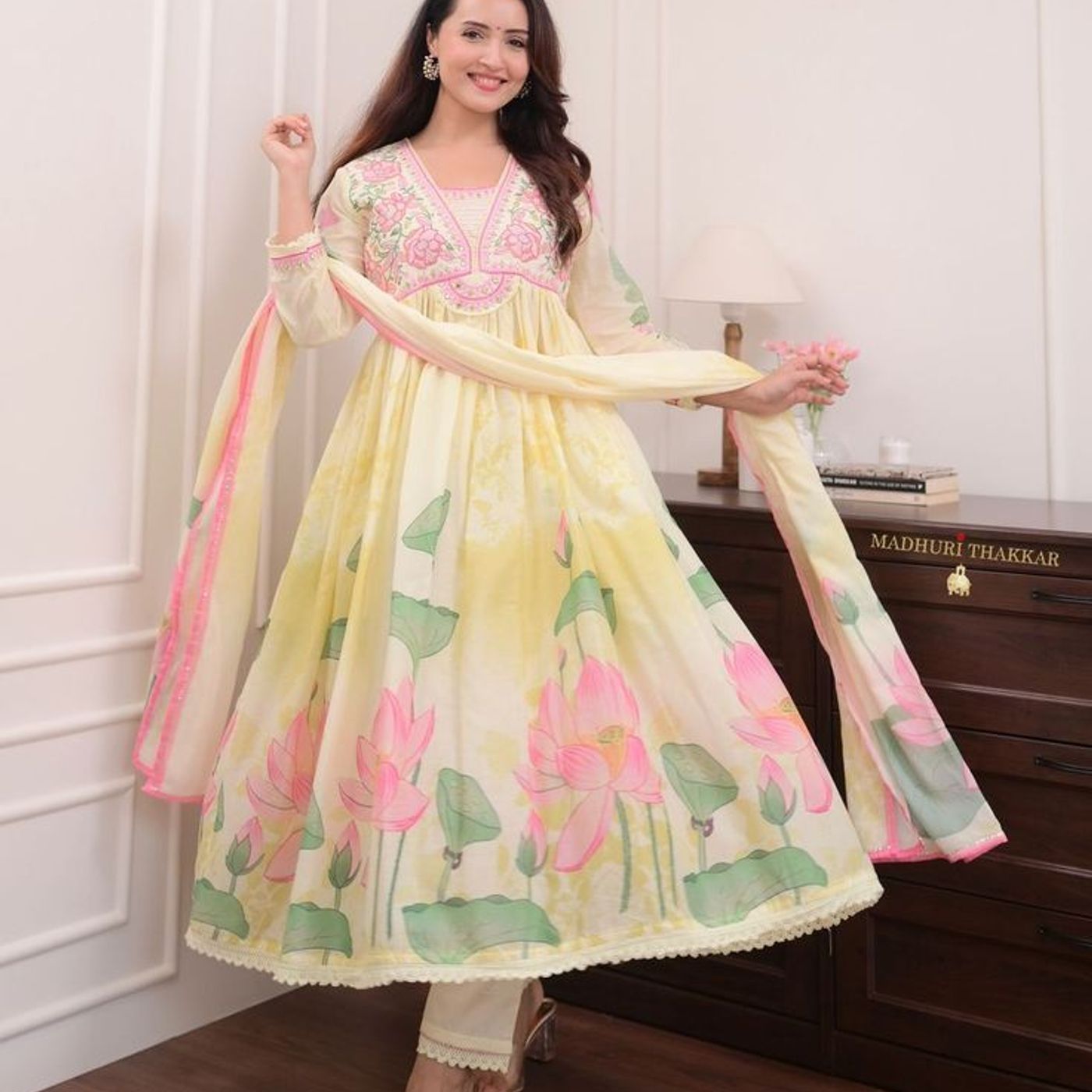 Designer Kurti Set vs. Kurti and Trousers Which Works Better episode artwork