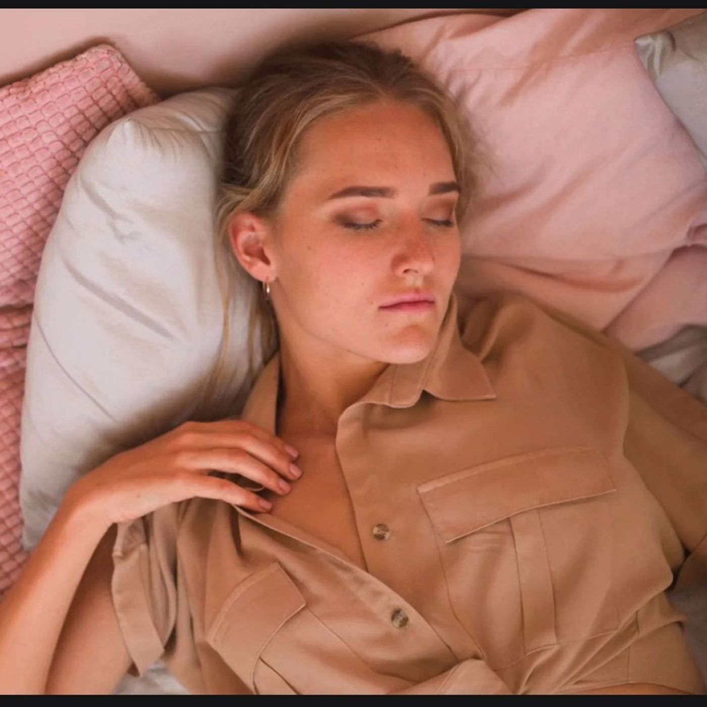 S57E14: What Is All This Talk About The Stages Of Sleep All About