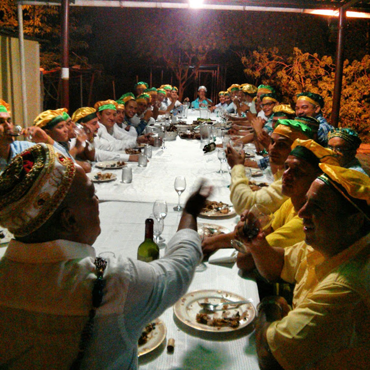 Comparte con tus Abures