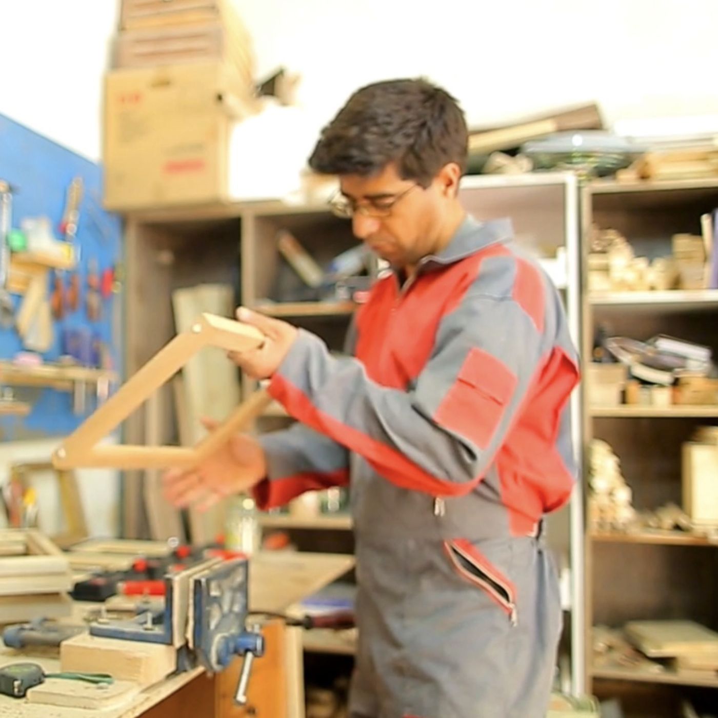 HOLDEN HAROLDSEN PRESENTS...