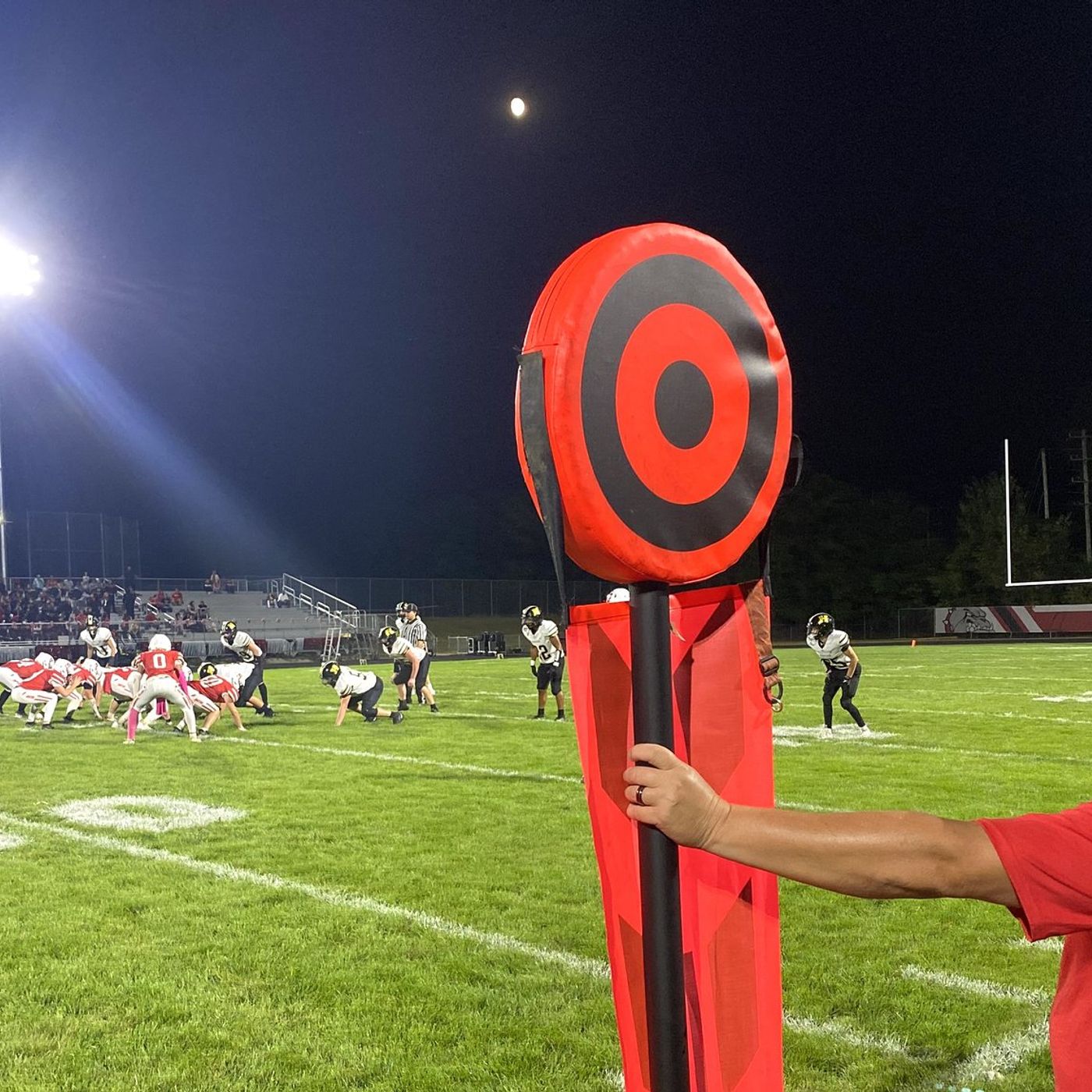 Pair of game-changing sequences gets Herscher past Streator, 1 win from likely playoff berth episode artwork