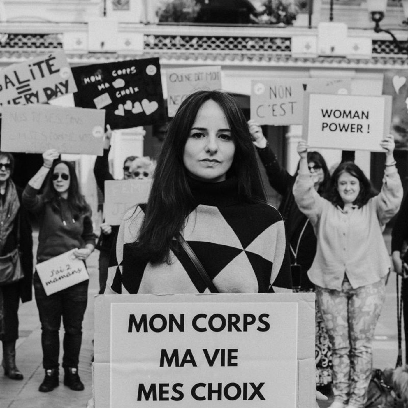 Nizza24 venerdì 3 ottobre: Aborto Monaco - Impieghi Pubblici per Giovani Monegaschi - Météo Week-End