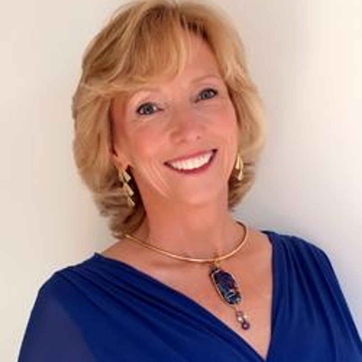 From Questioning to Knowing: 73 Prayers to Transform Your Life with Lisa Barnett episode artwork