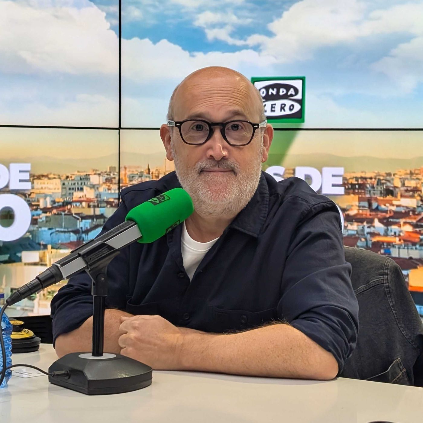 Javier Cámara presenta Yakarta: "Hemos hecho una serie con el placer de saber que hay muchas cosas que no se cuentan"