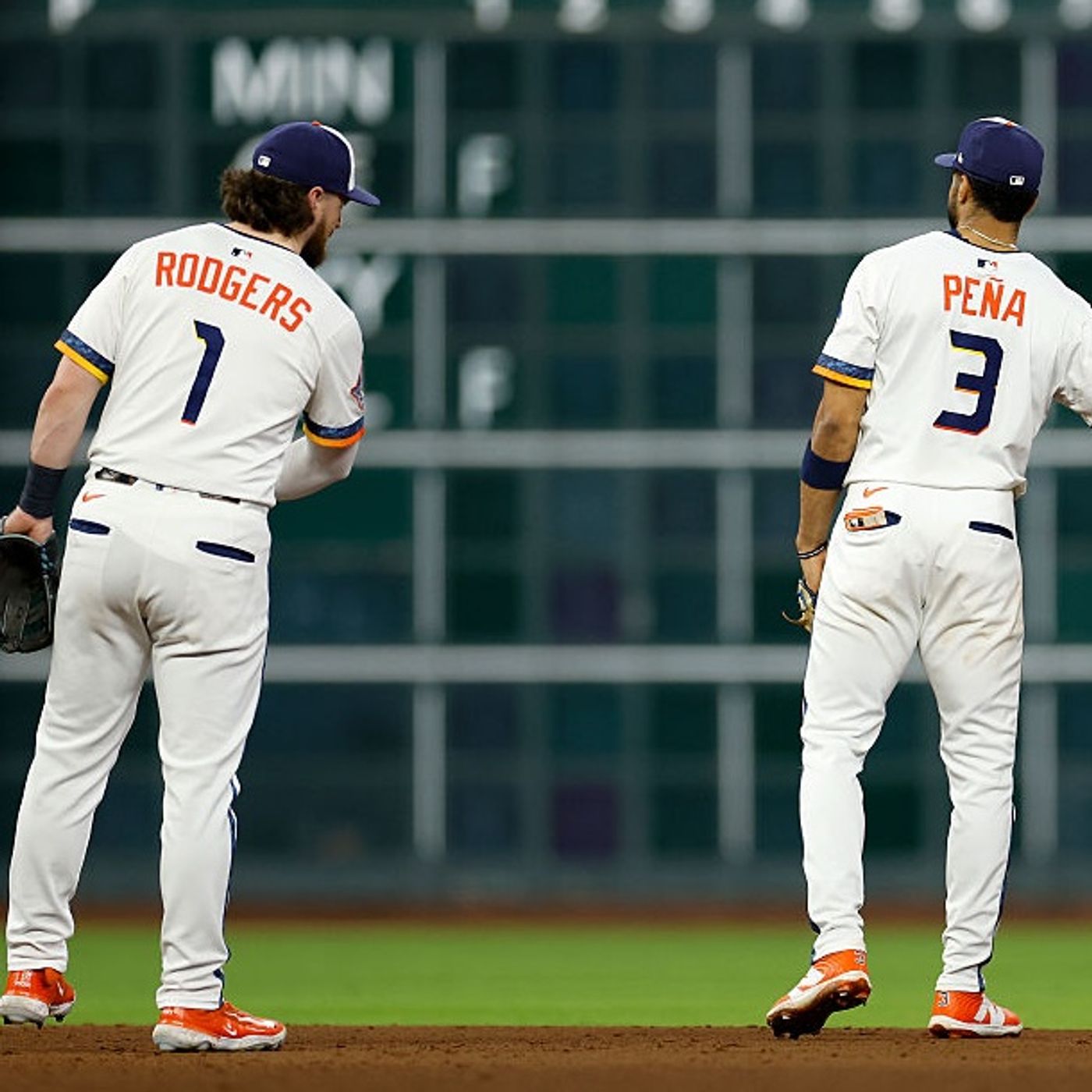 Joe Espada Joins the Show After Win 805 vs Detroit Tigers