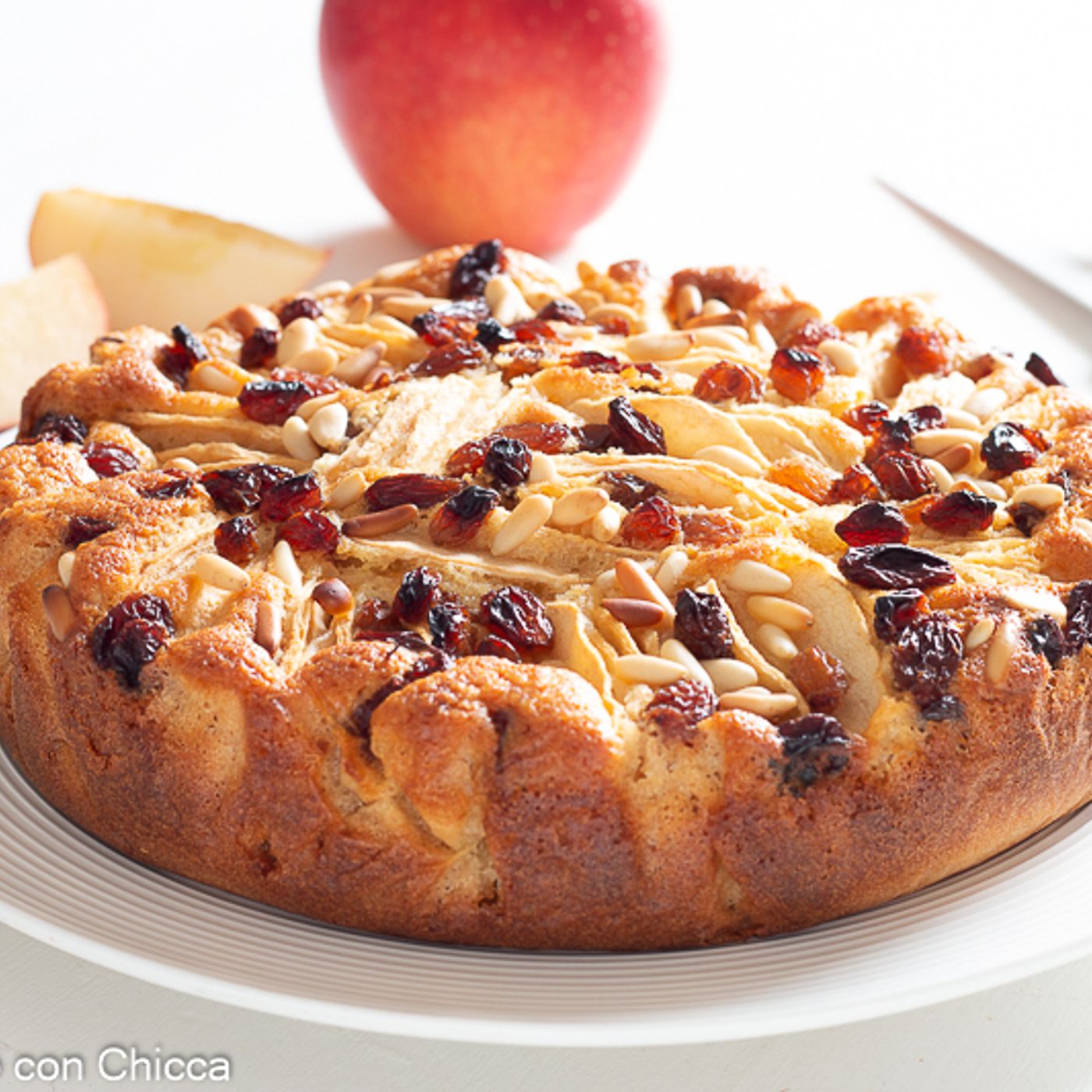 Torta mele uvetta e pinoli