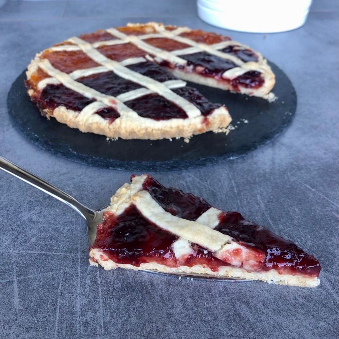 Crostata vegana con marmellata