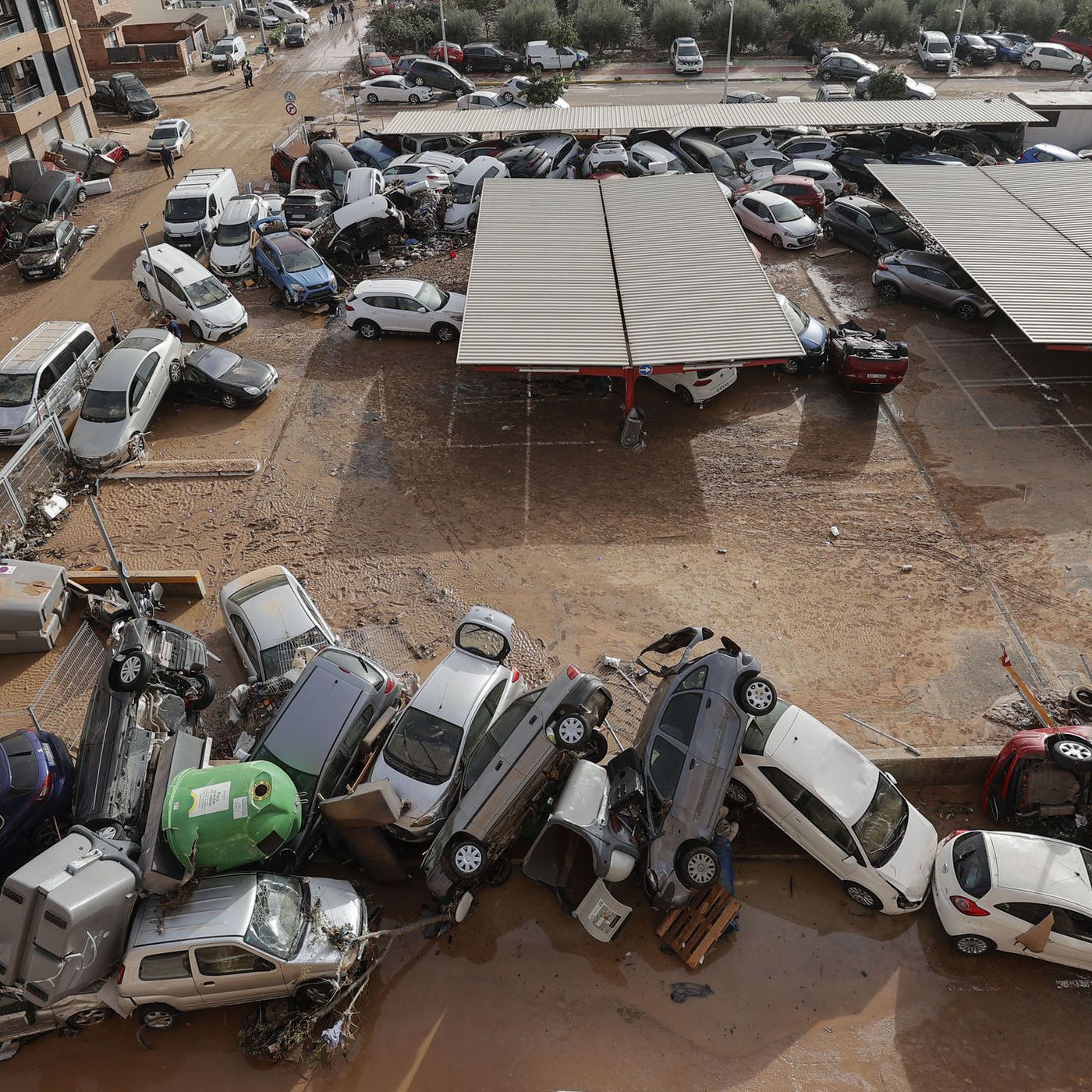 Tertulia de Federico: Sánchez y Feijóo pactan un silencio en torno a la DANA