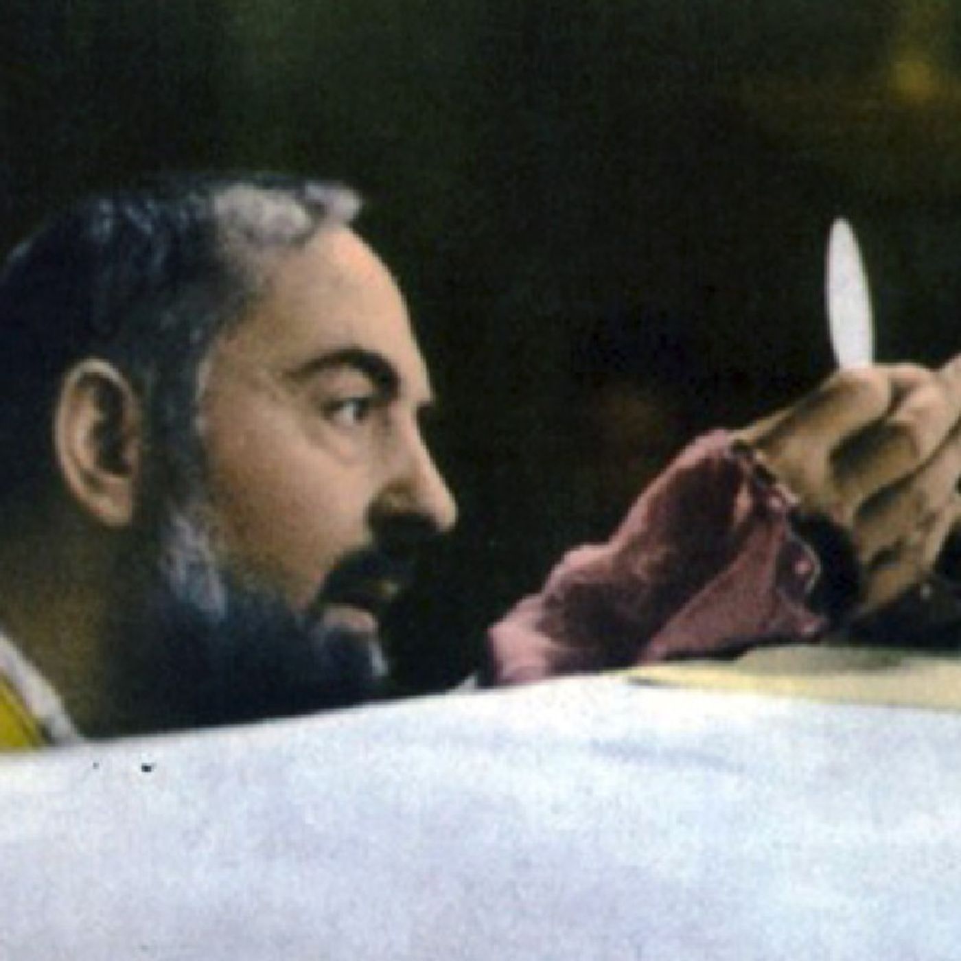 La Reflexión del Día "Santo Padre Pío, ayúdame y enséñame" episode artwork