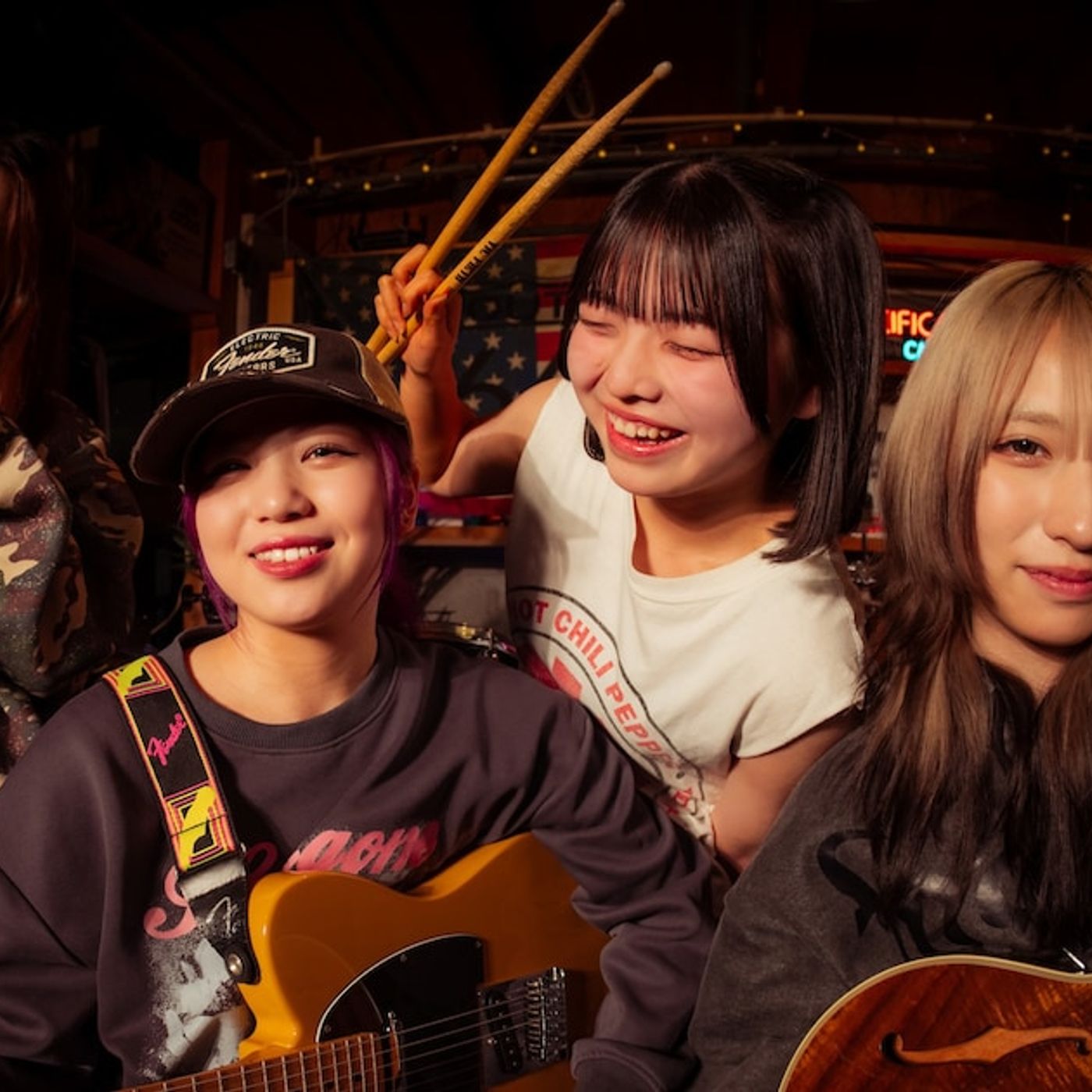 松隈ケンタプロデュースGirls be bad、5月末ワンマンでまりか脱退（まりか＆松隈コメントあり） - 音楽ナタリー episode artwork