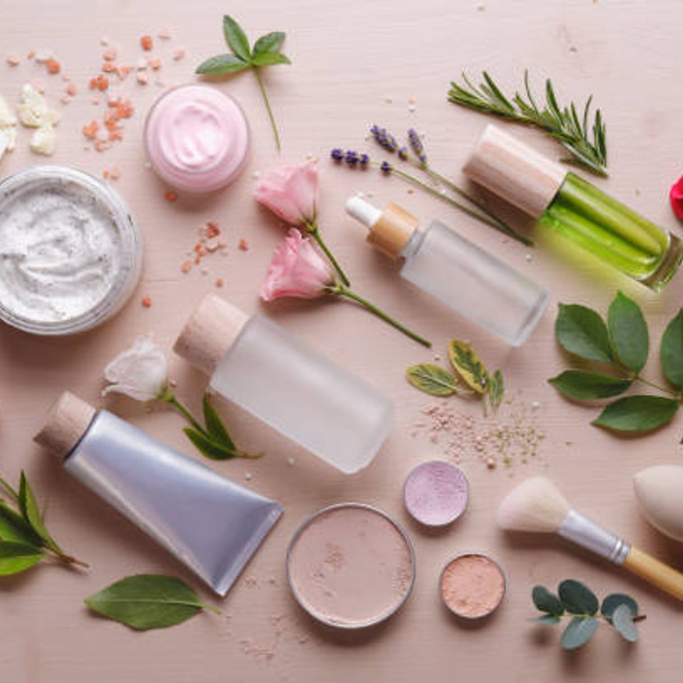 Scaling Beauty Brands with Custom Cosmetic Formulation Services episode artwork