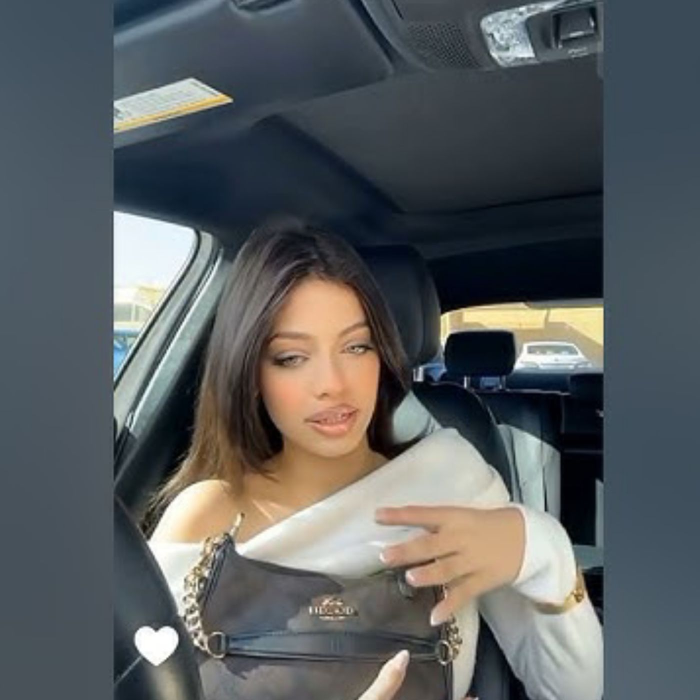 ريان وروان يخوضان تجربة القيادة لأول مرة! 🚗❤️😂
