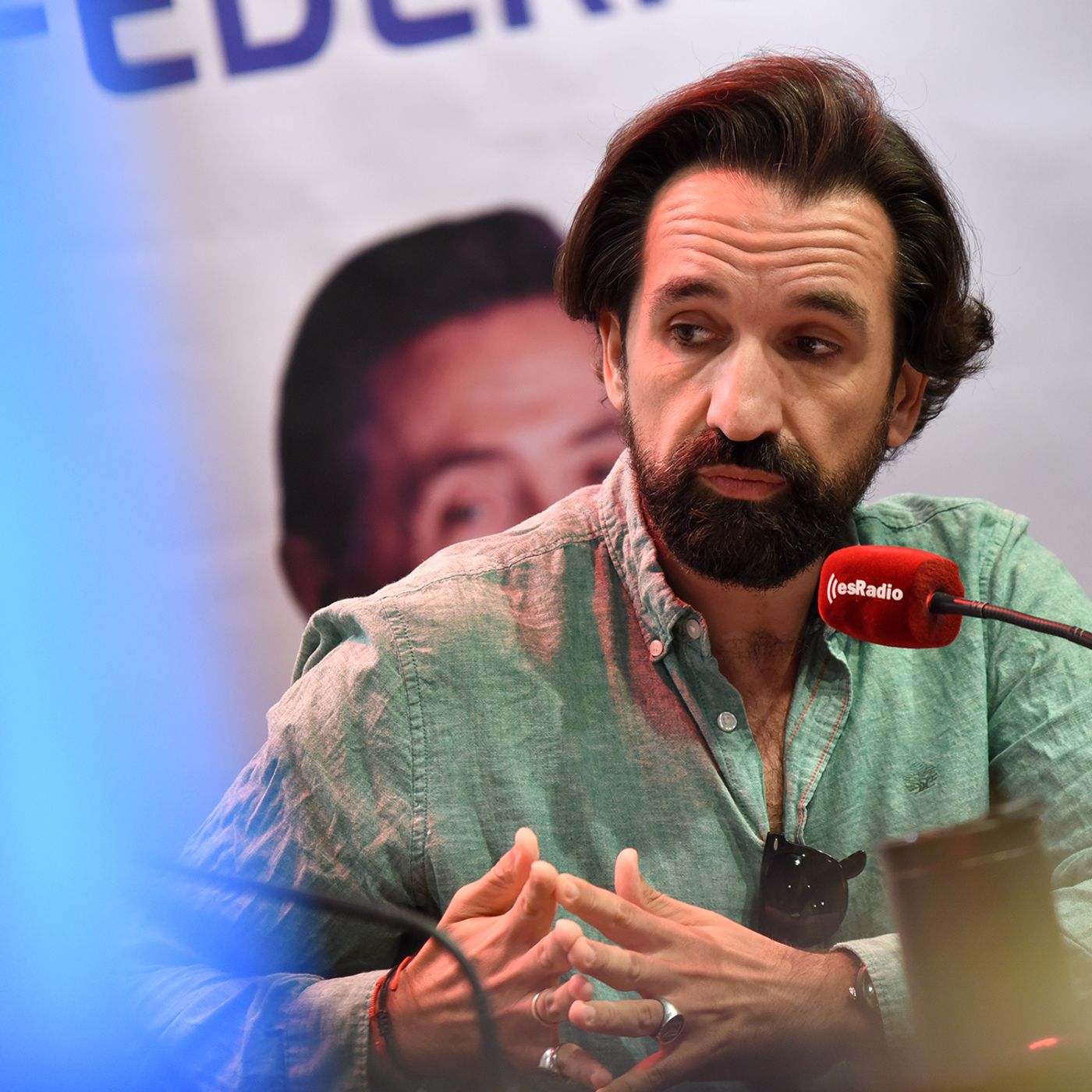 Jiménez Losantos entrevista a Miguel Lago en el Teatro Amaya