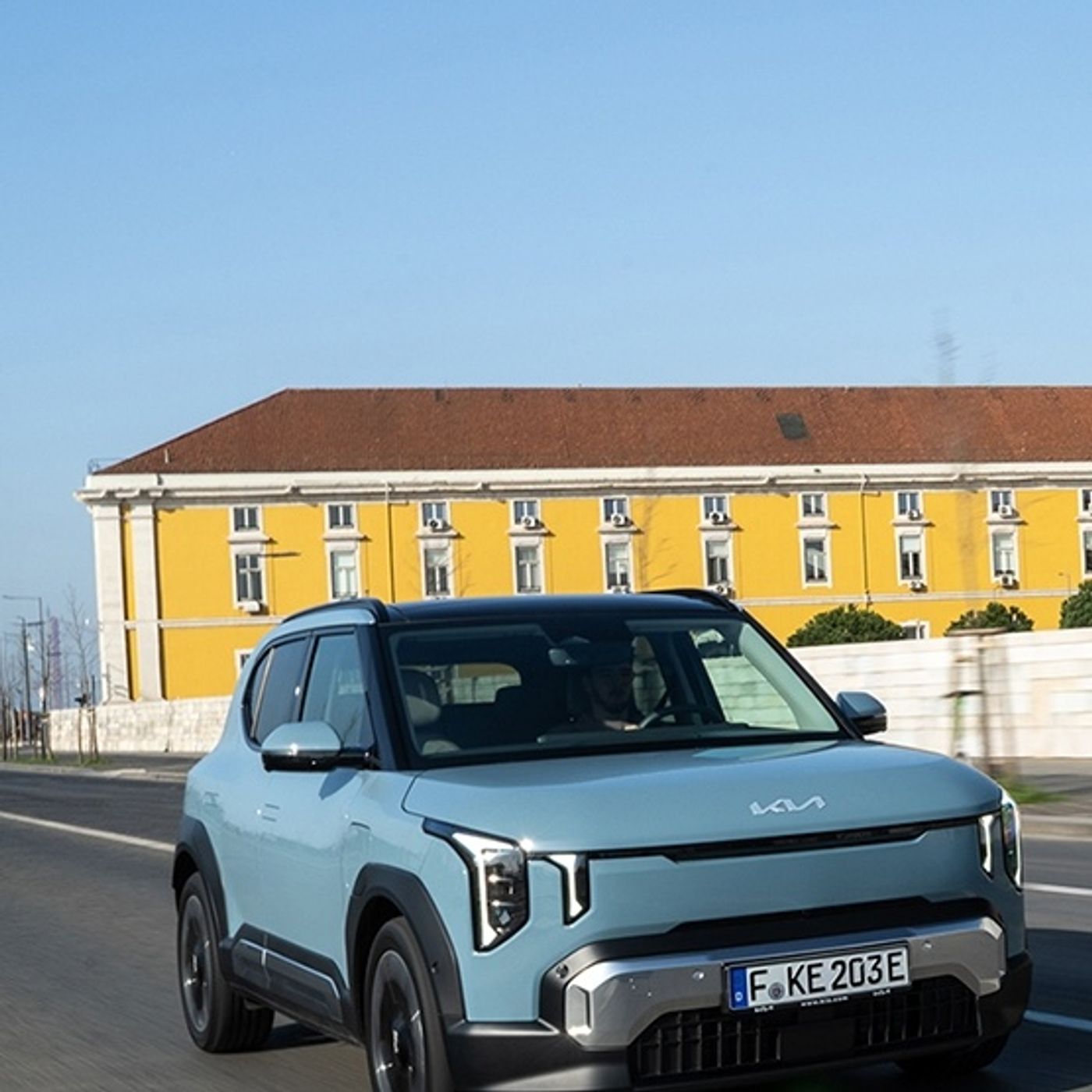 KIA EV2: Al menos lo intenta {Review en español} episode artwork