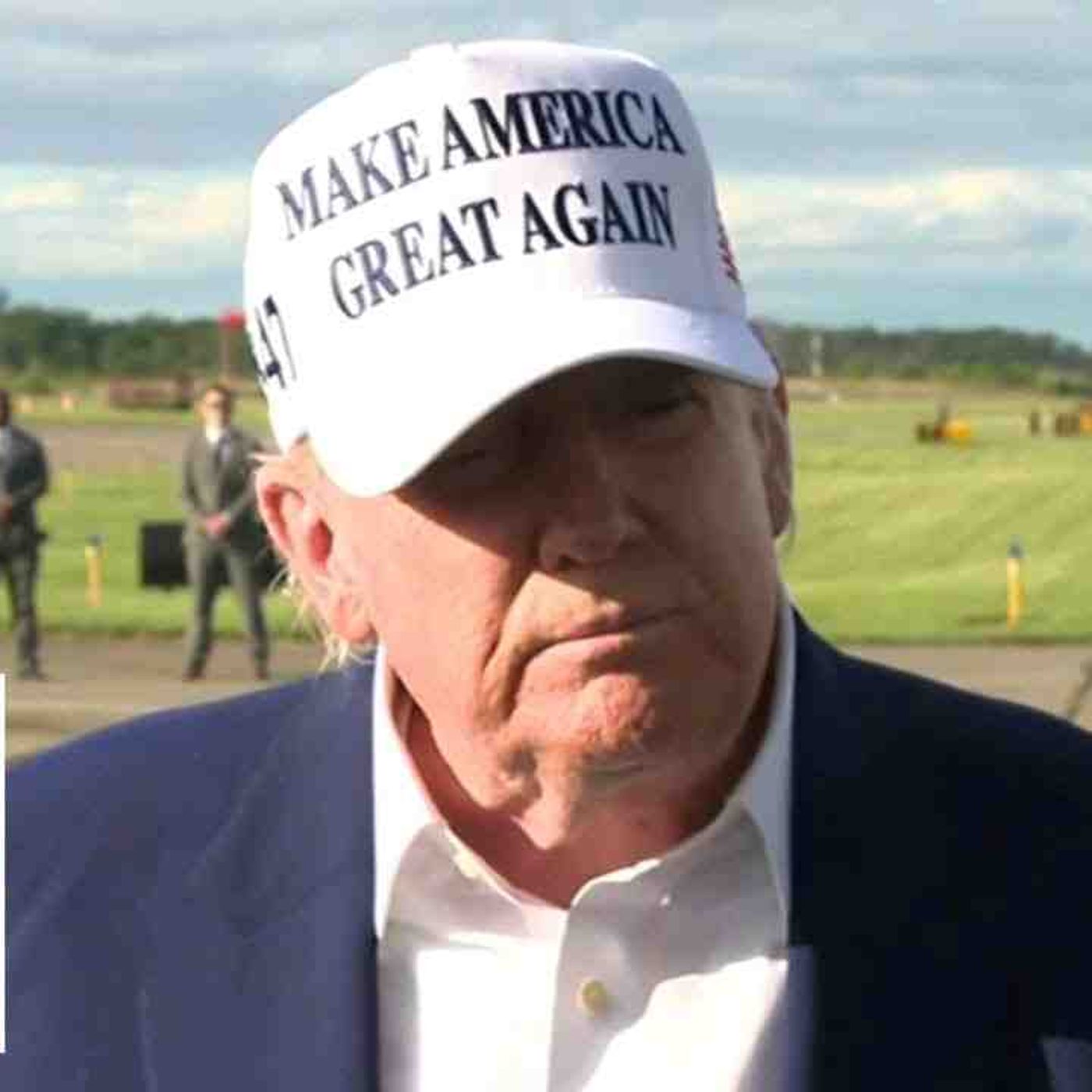 "WHAT THE HELL!" Trump rips Putin for latest attacks on Ukraine episode artwork