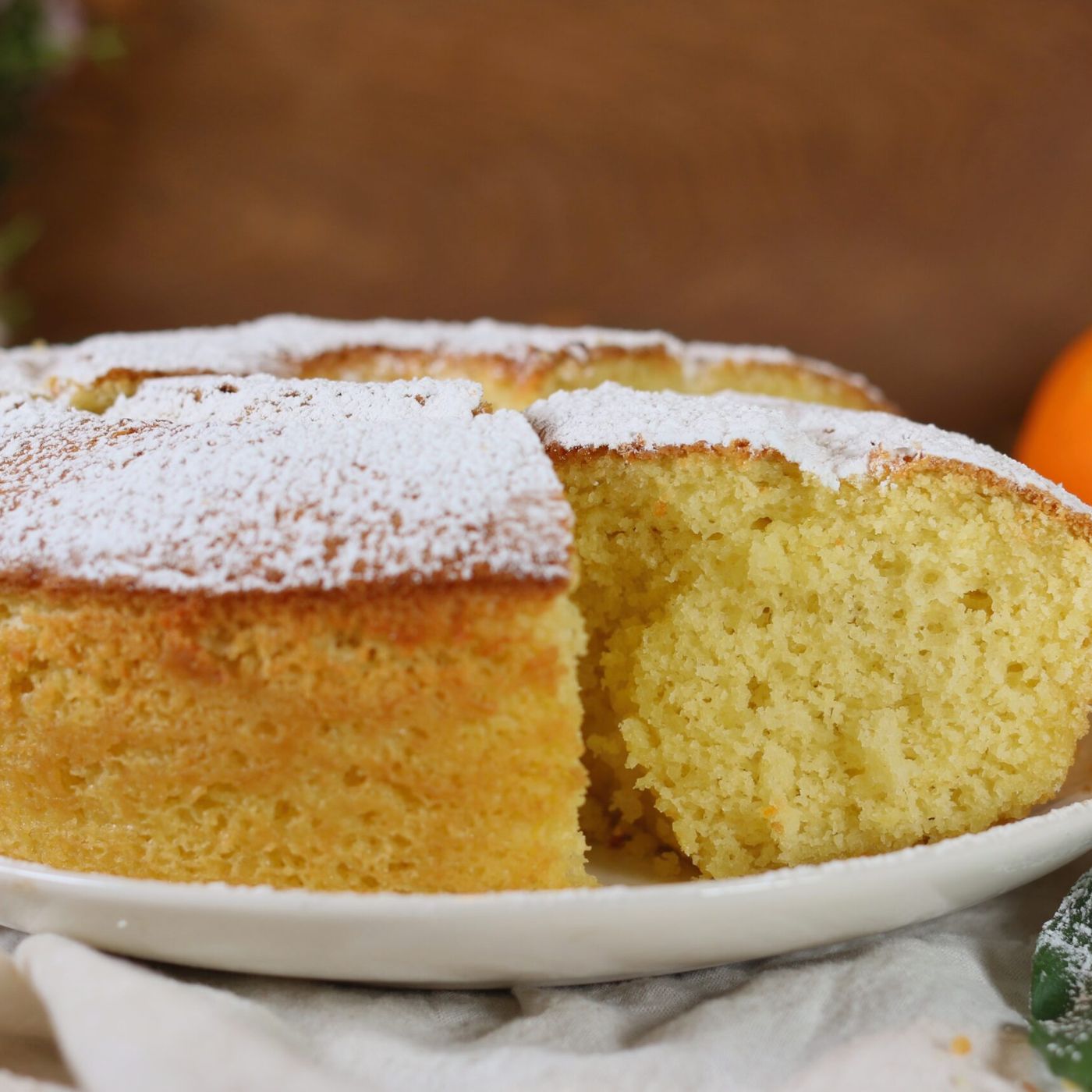 Ciambella allo yogurt e arancia: la ricetta soffice senza burro episode artwork