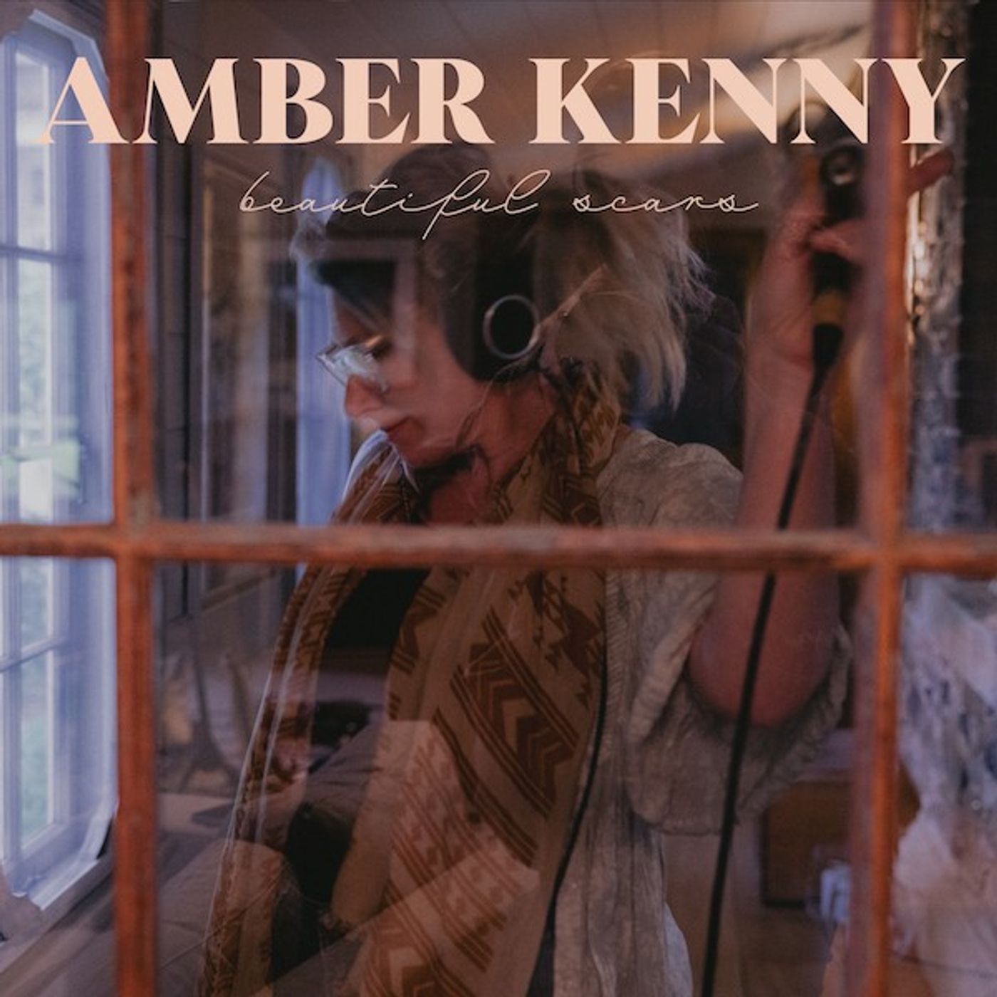 Amber Kenny talks about her debut album and new song - Beautiful Scars episode artwork