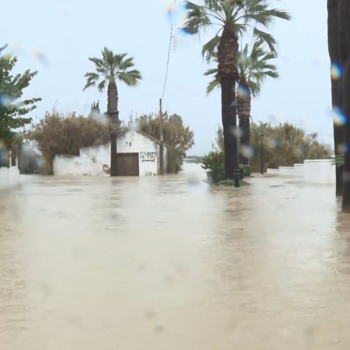 Editorial Luis Herrero: Andalucía en alerta máxima por la borrasca Leonardo