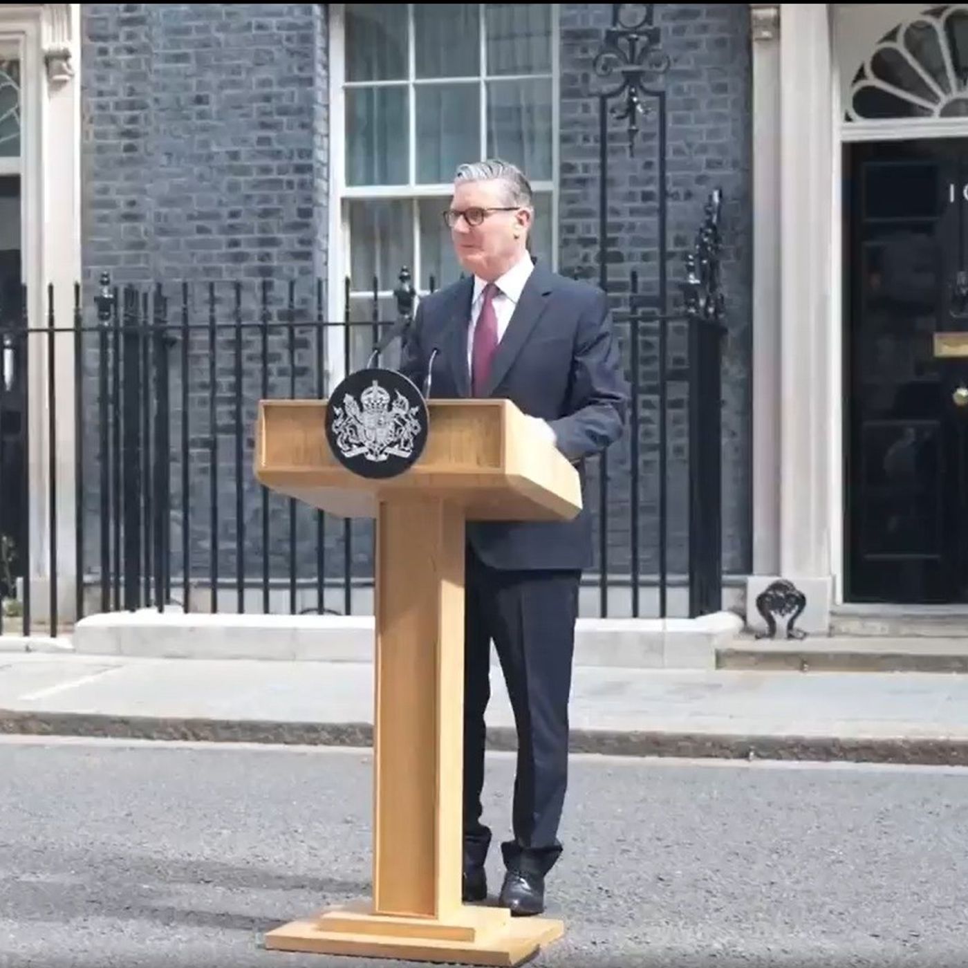 Regno Unito, Keir Starmer si dimette. Gli succede il laburista Andy Burnham episode artwork