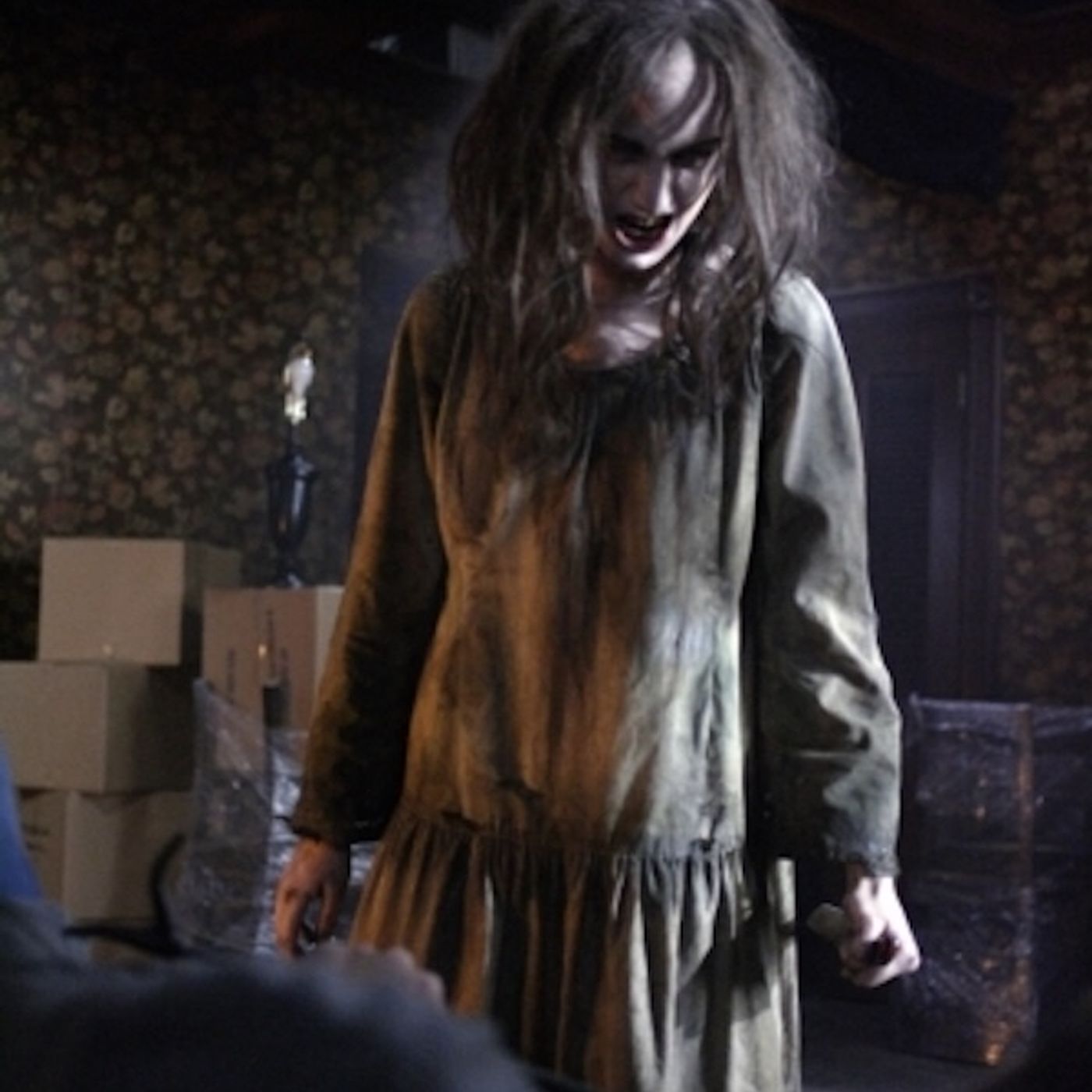 Supernatural, S04E11 - Family Remains