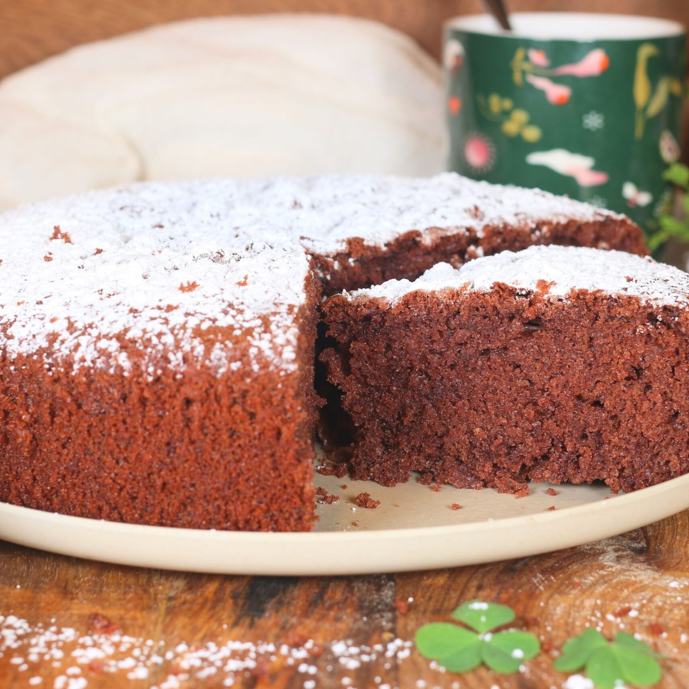 Torta soffice yogurt e cacao: la ricetta semplice per la colazione episode artwork