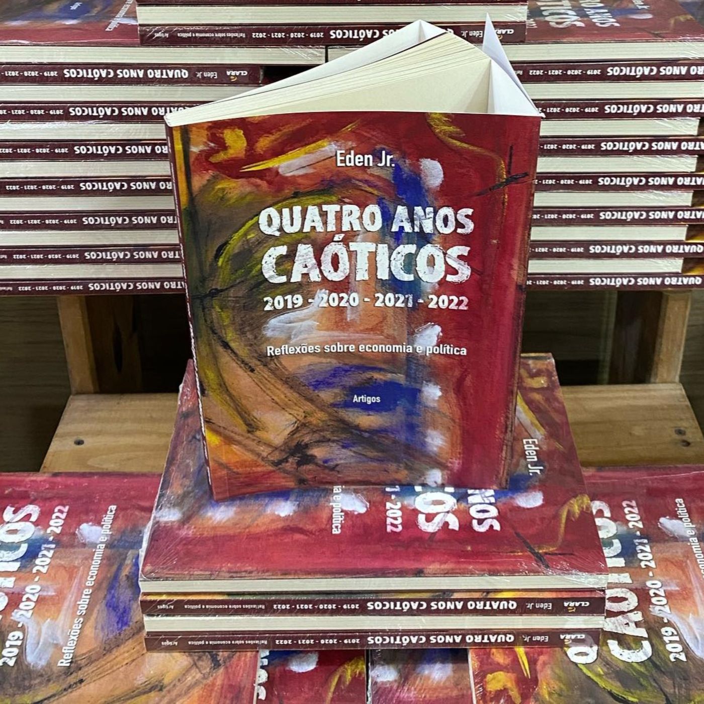 Economia, política e o livro "Quatro anos caóticos" - Primeira Tela #21 episode artwork