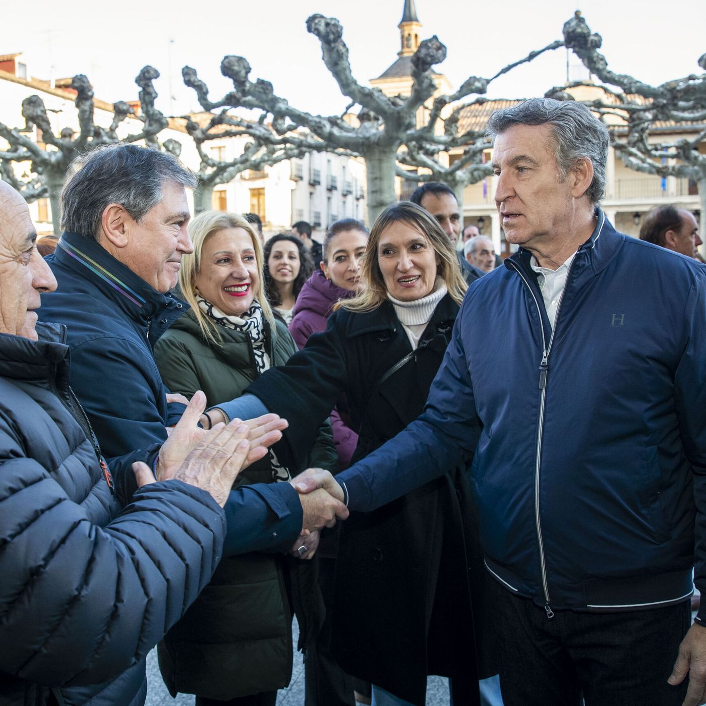 Tertulia de Federico: Feijóo y Abascal monopolizan el cierre de campaña en Castilla y León