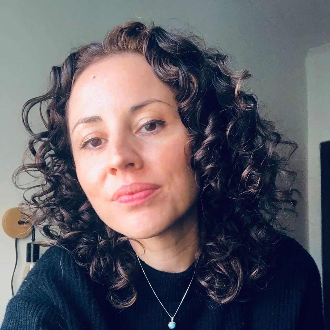 “Un objetivo del neoliberalismo es desarticular las luchas populares” Stephanie Weatherbee Brito “Un objetivo del neoliberalismo es desarticular las luchas populares” Stephanie Weatherbee Brito