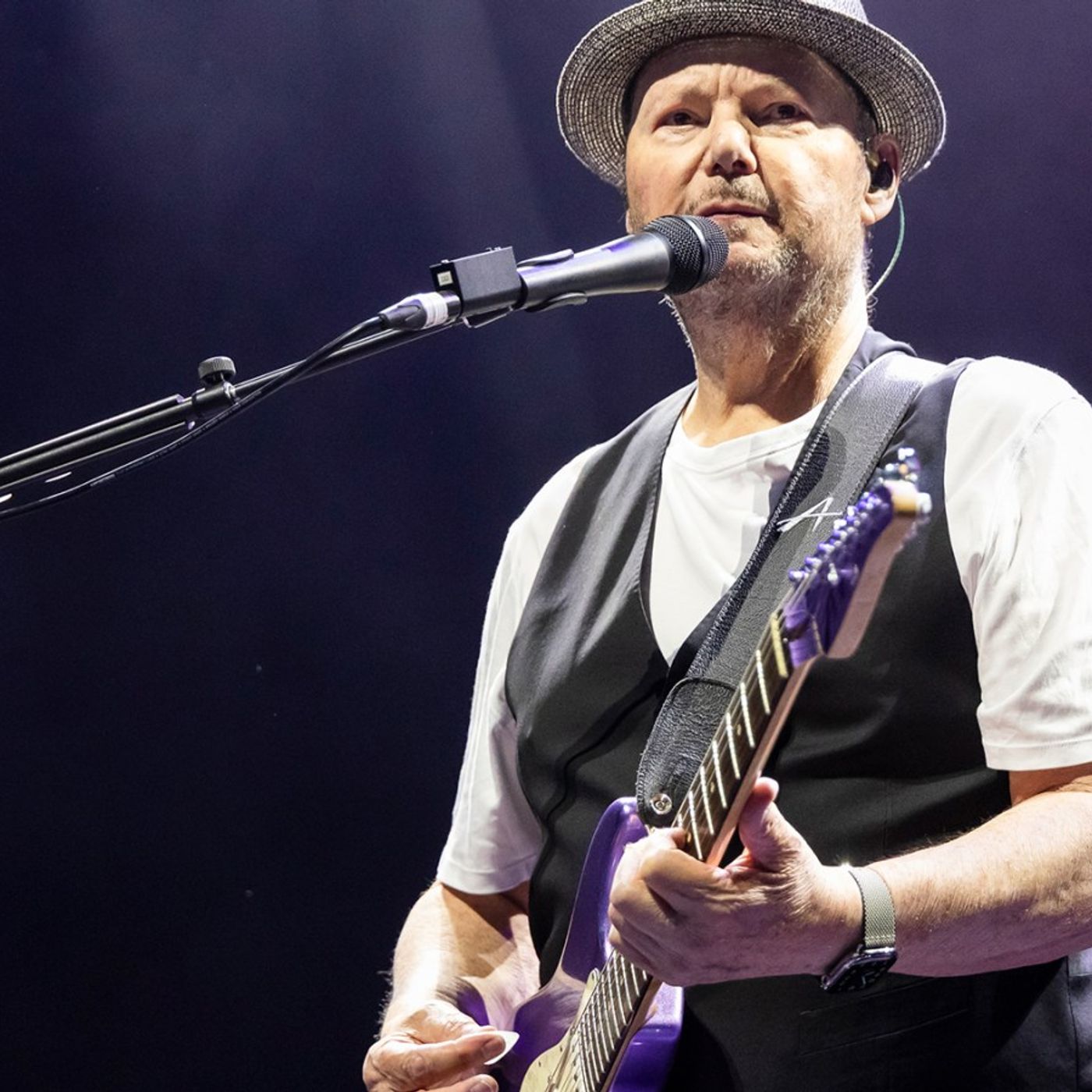Christopher Cross Uses Canada Stage to Blast Trump, Jokes About Getting ‘Ejected’ From America episode artwork
