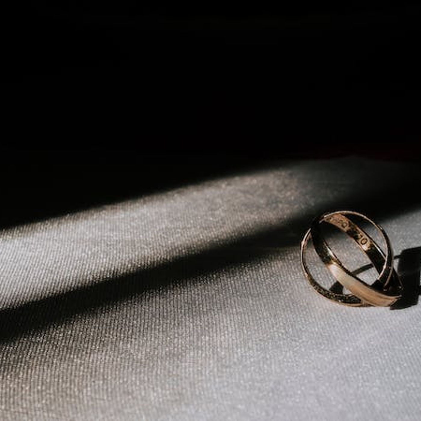 Counsel for Wives with Harsh Husbands