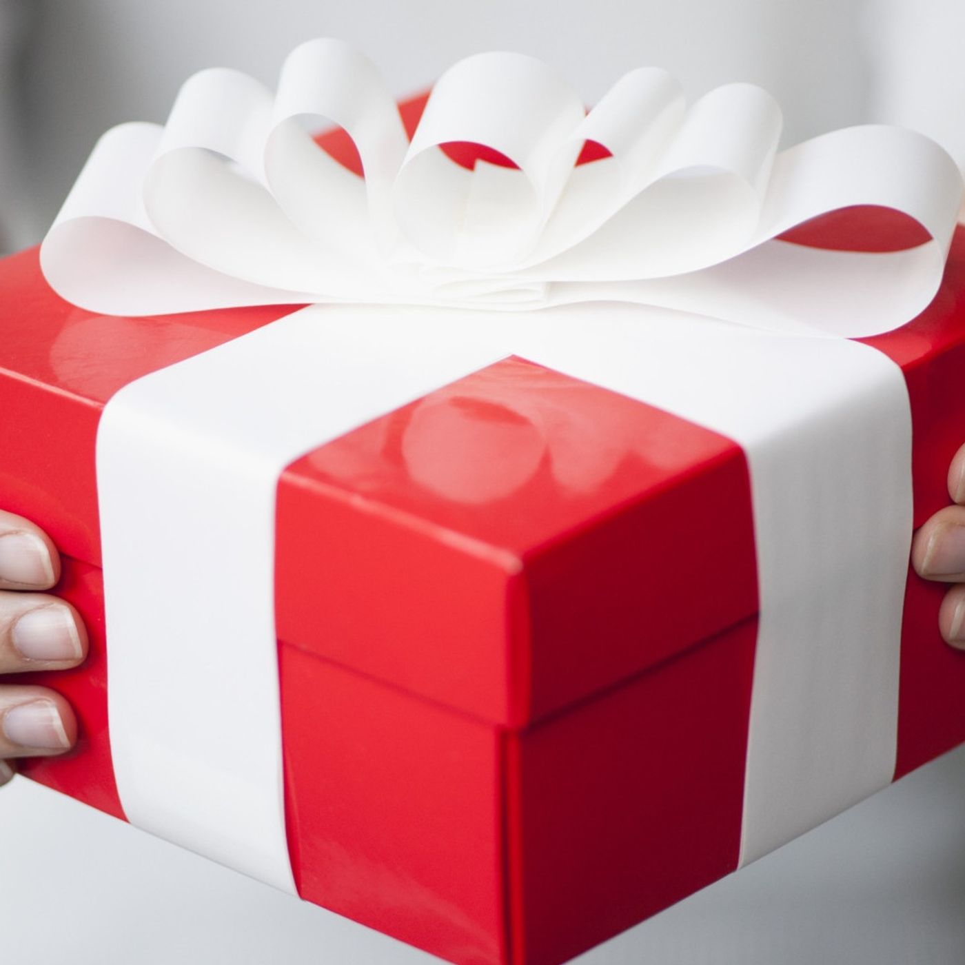 Episode 101: The Magical Gift of Presence: Navigating the Season of Presents episode artwork