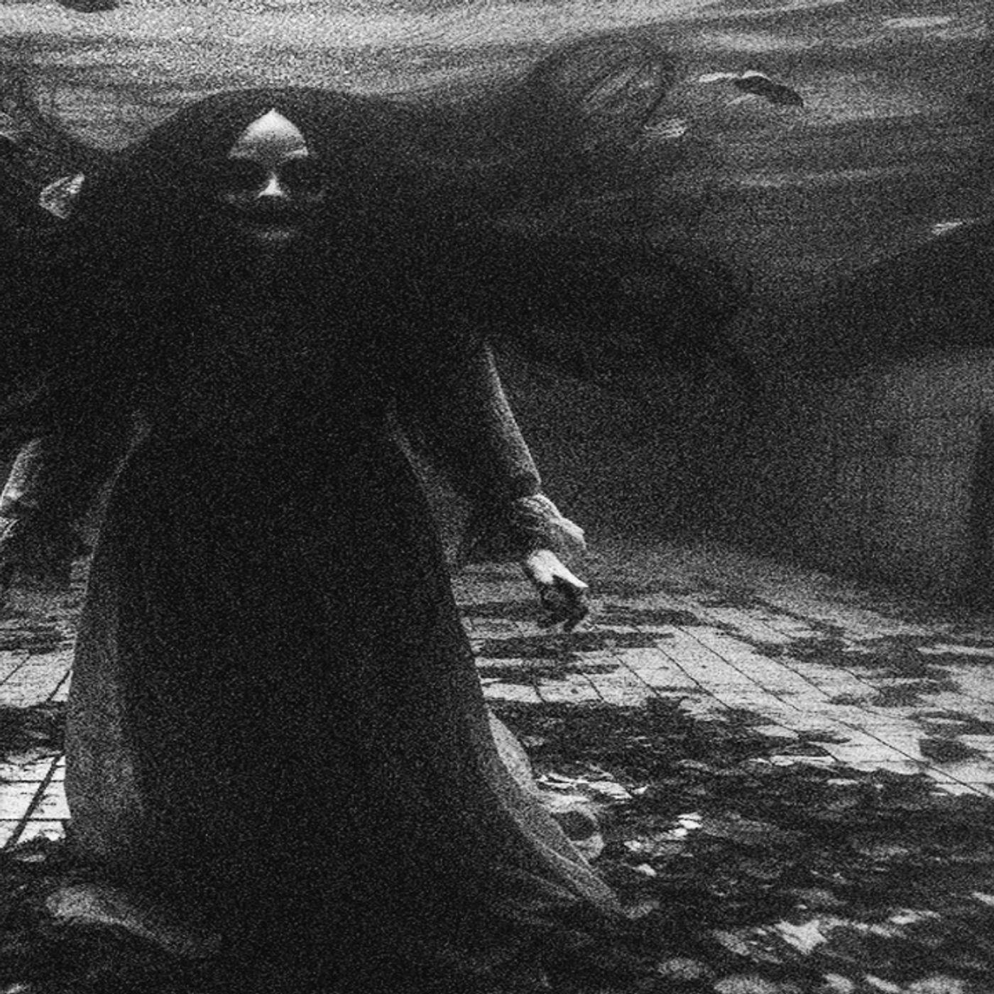 Extrañas Apariciones En Lugar Abandonado - Historias De Terror - Voces De La Noche