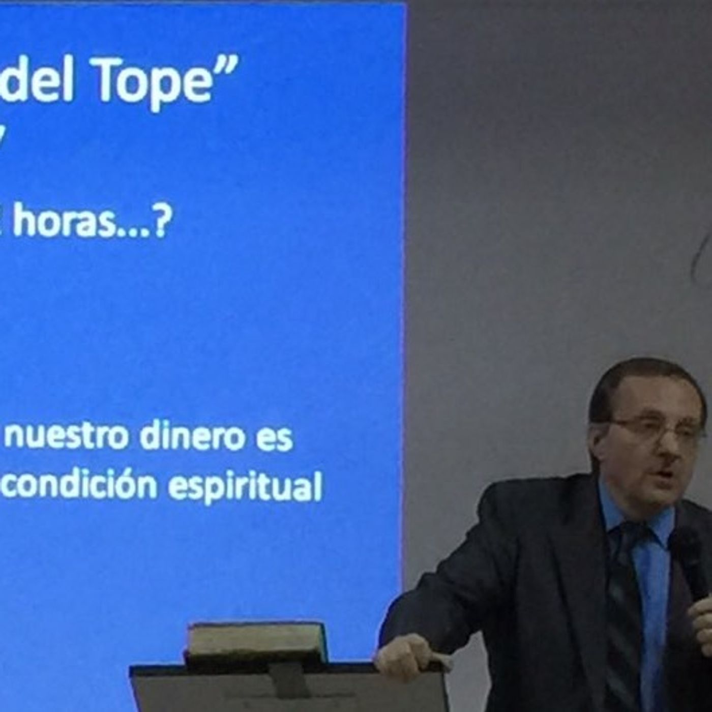 Varios