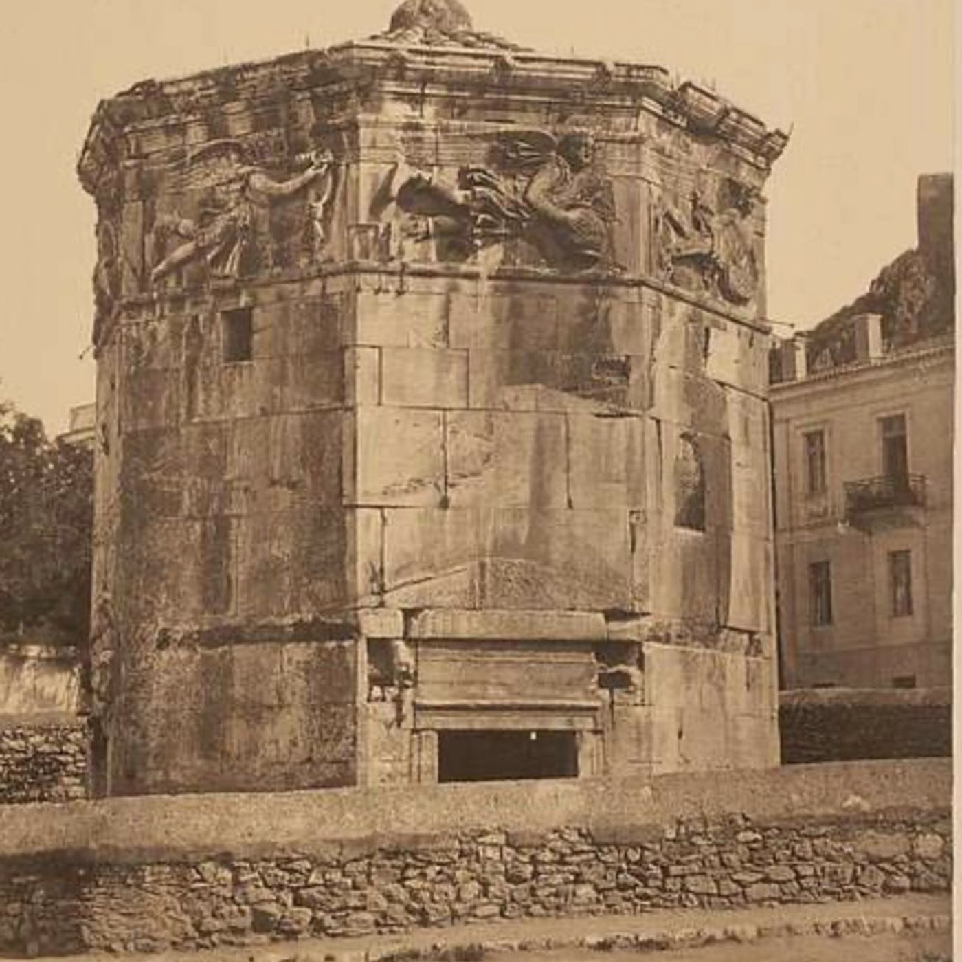 S8 Ep1064: The Liberation of Syracuse and the Fall of Dion. Guest Author: Professor James Romm. Dion invaded Syracuse with a liberation forc