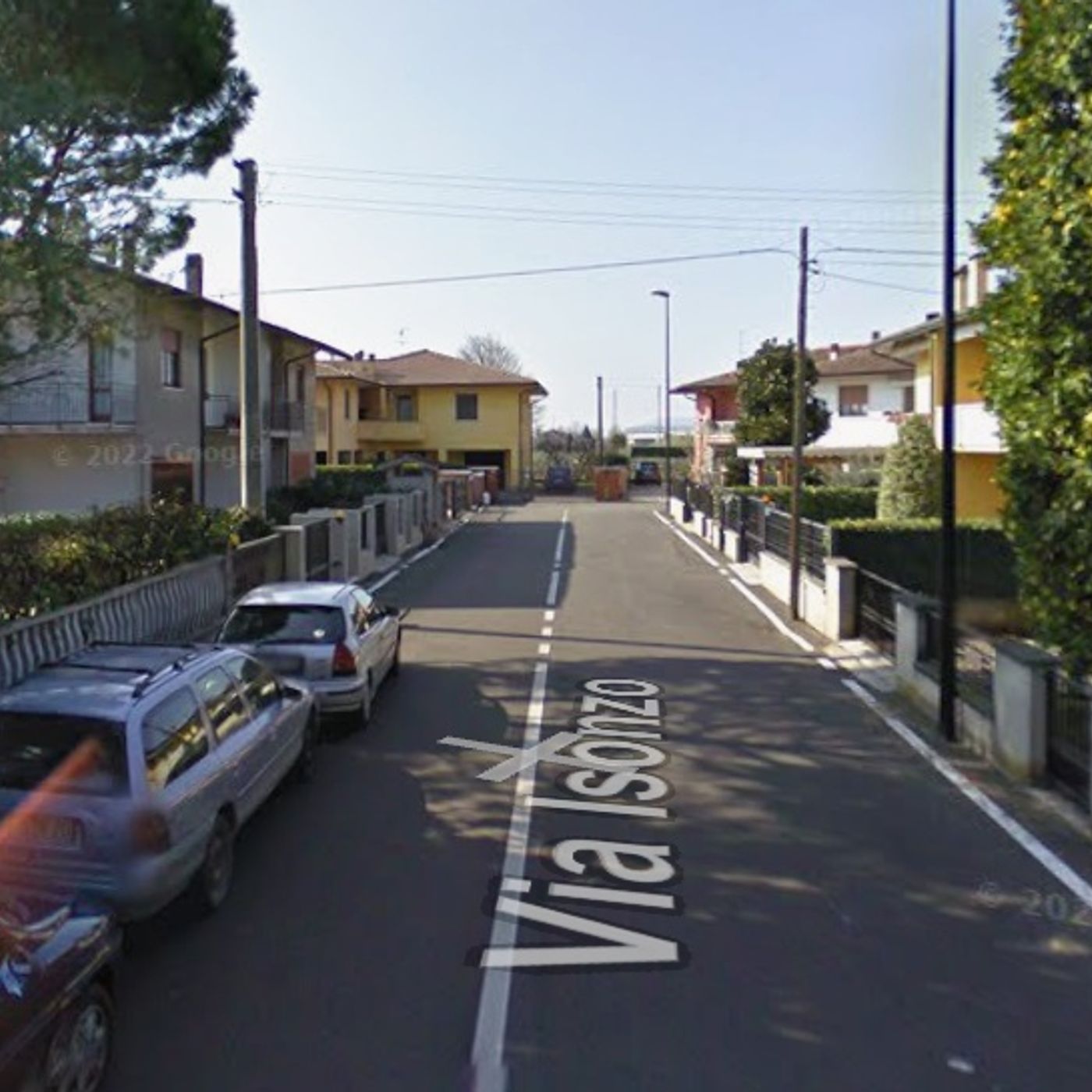 Dramma in via Isonzo, donna trovata morta in auto episode artwork