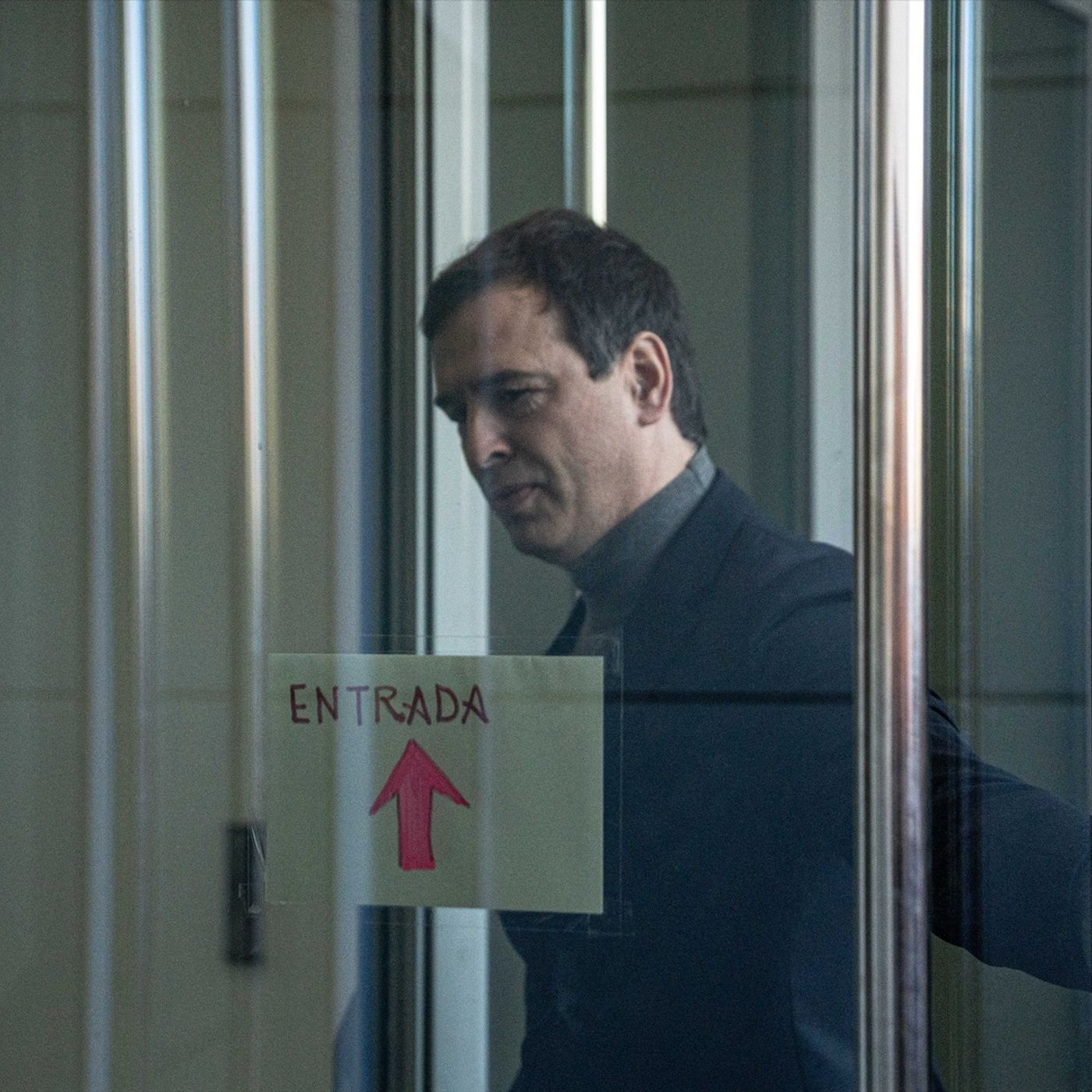 Tertulia de Cuesta: El hermano del presidente, al banquillo